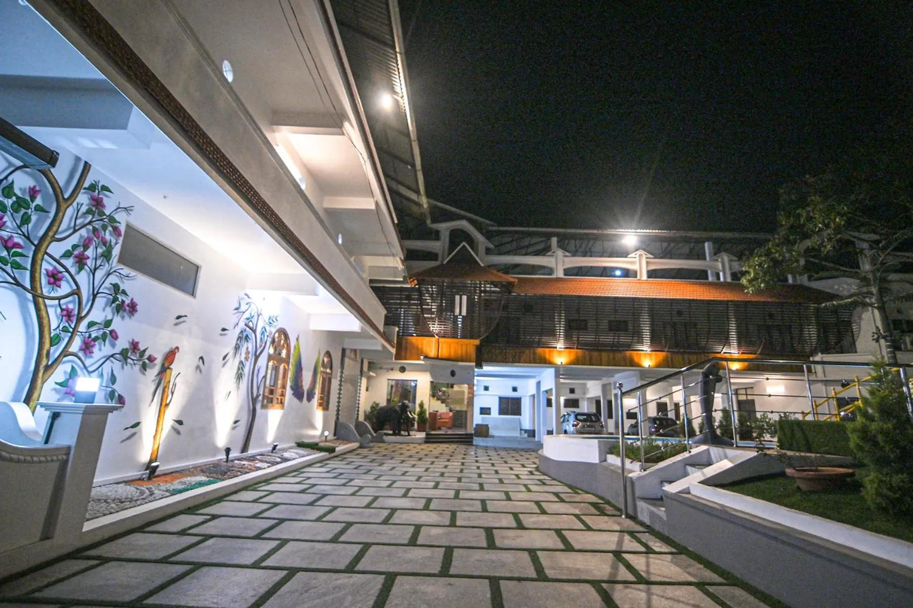 Property building in Lake Palace Family Resort Kumarakom