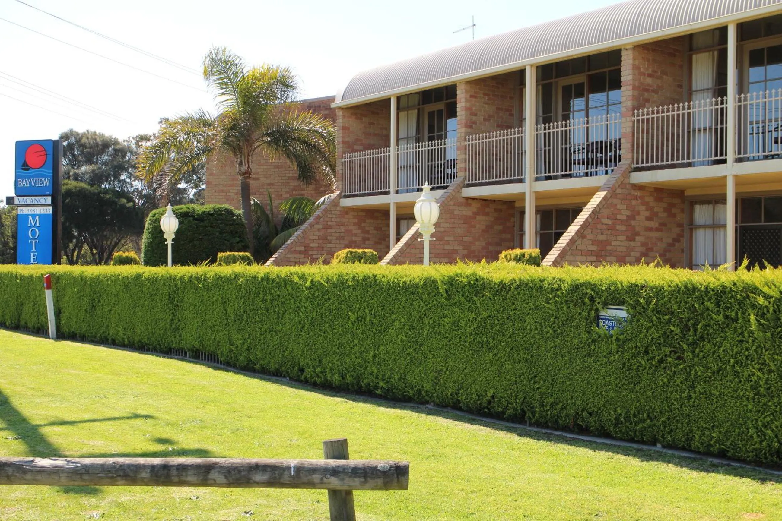 Property building in Bayview Motel Rosebud/Rye