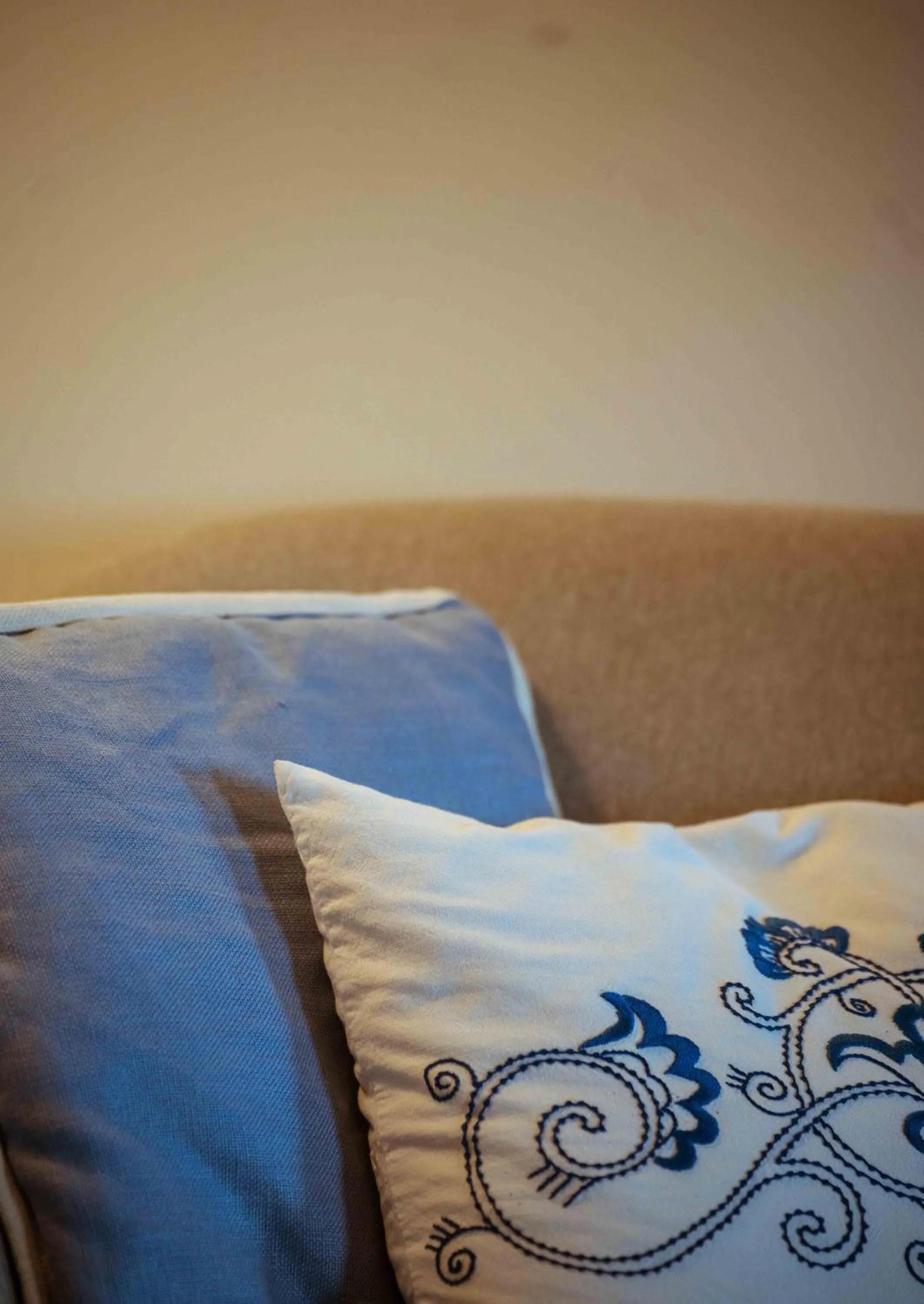 Property building, Bed in Mulberries