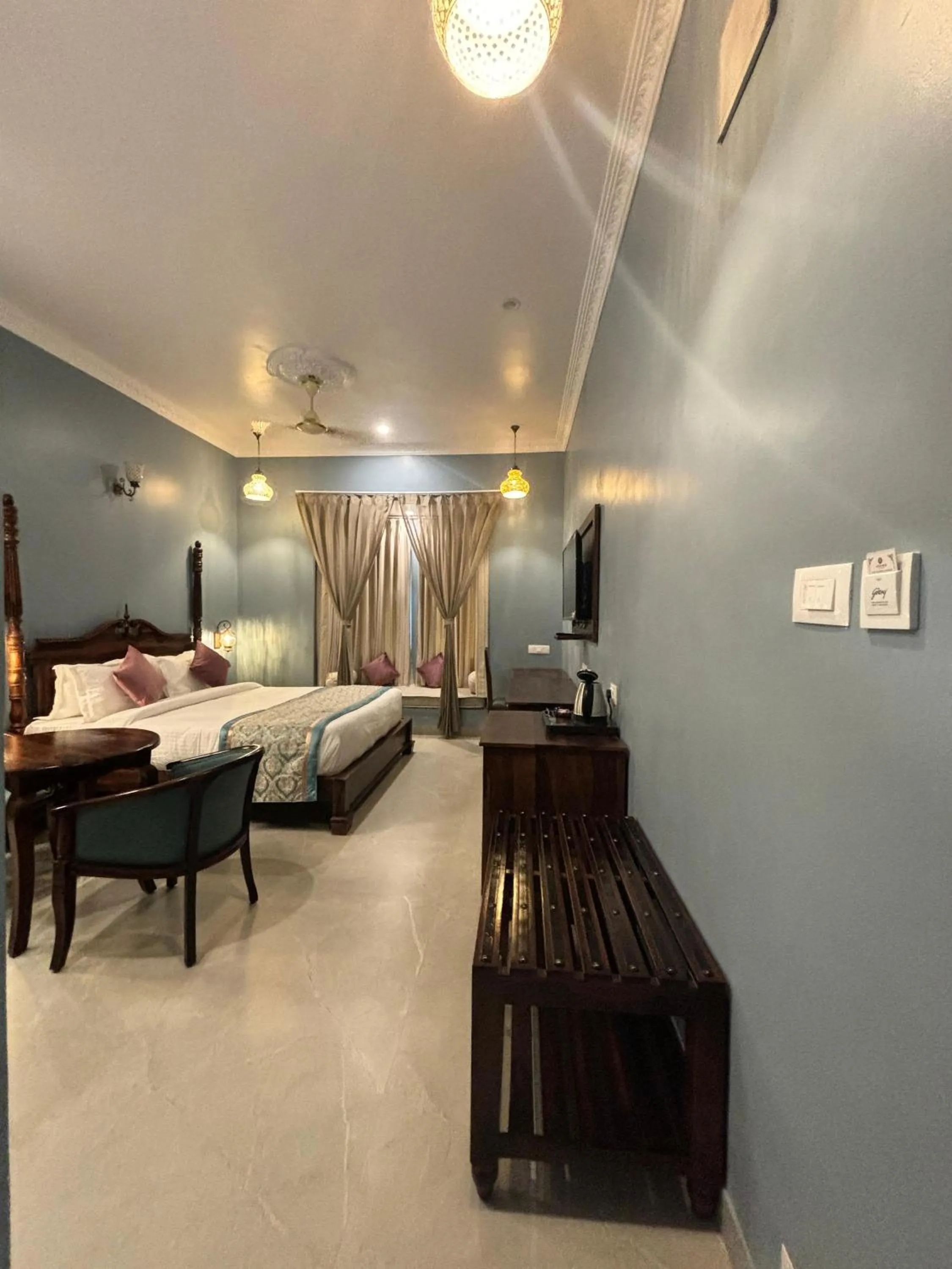 Living room, Bed in The Kumbha Mahal Resort