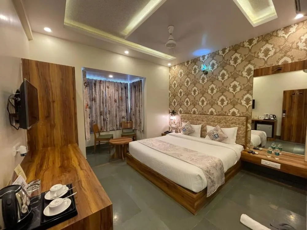 Bed in The Kumbha Mahal Resort