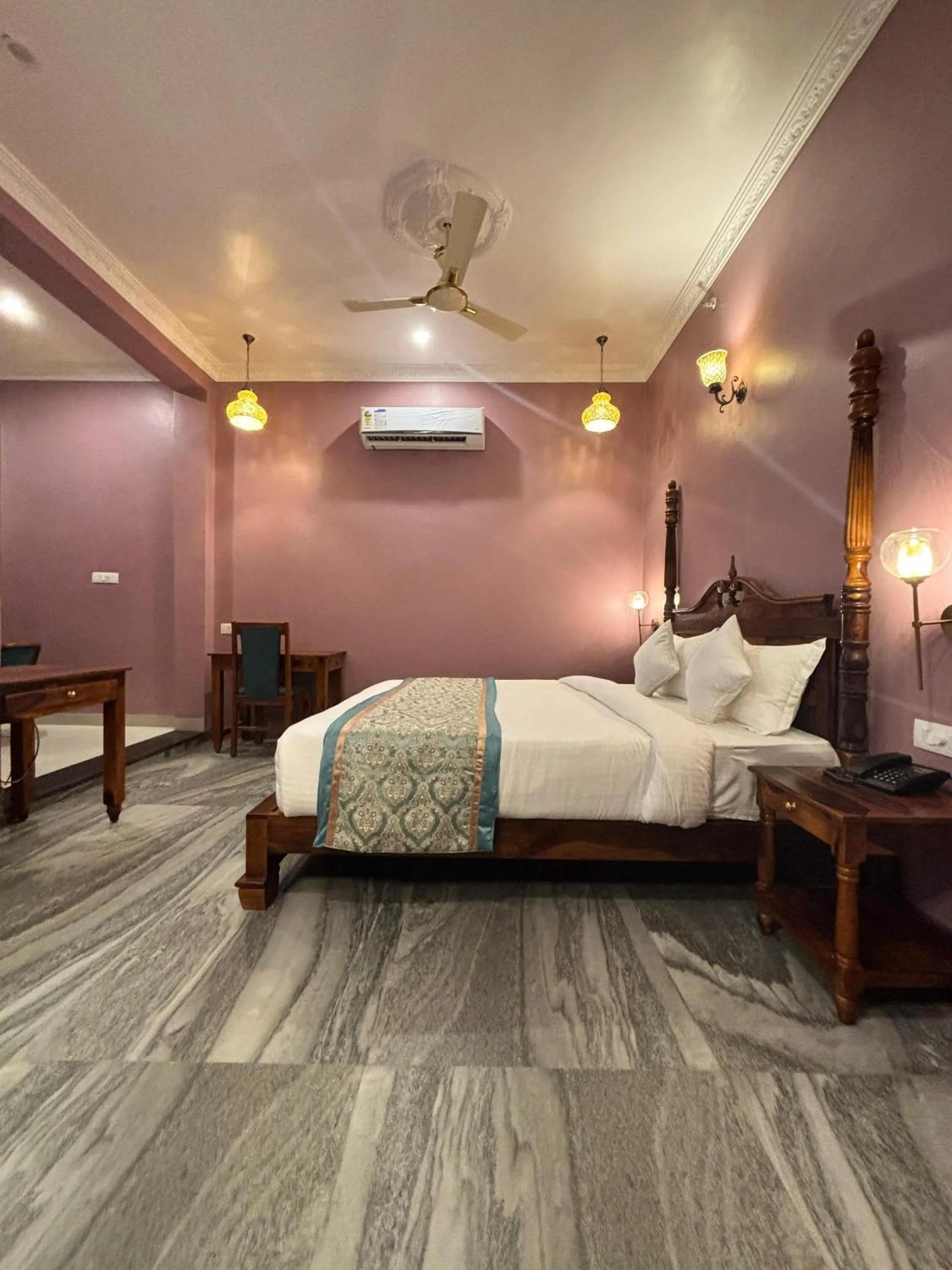 Bed in The Kumbha Mahal Resort