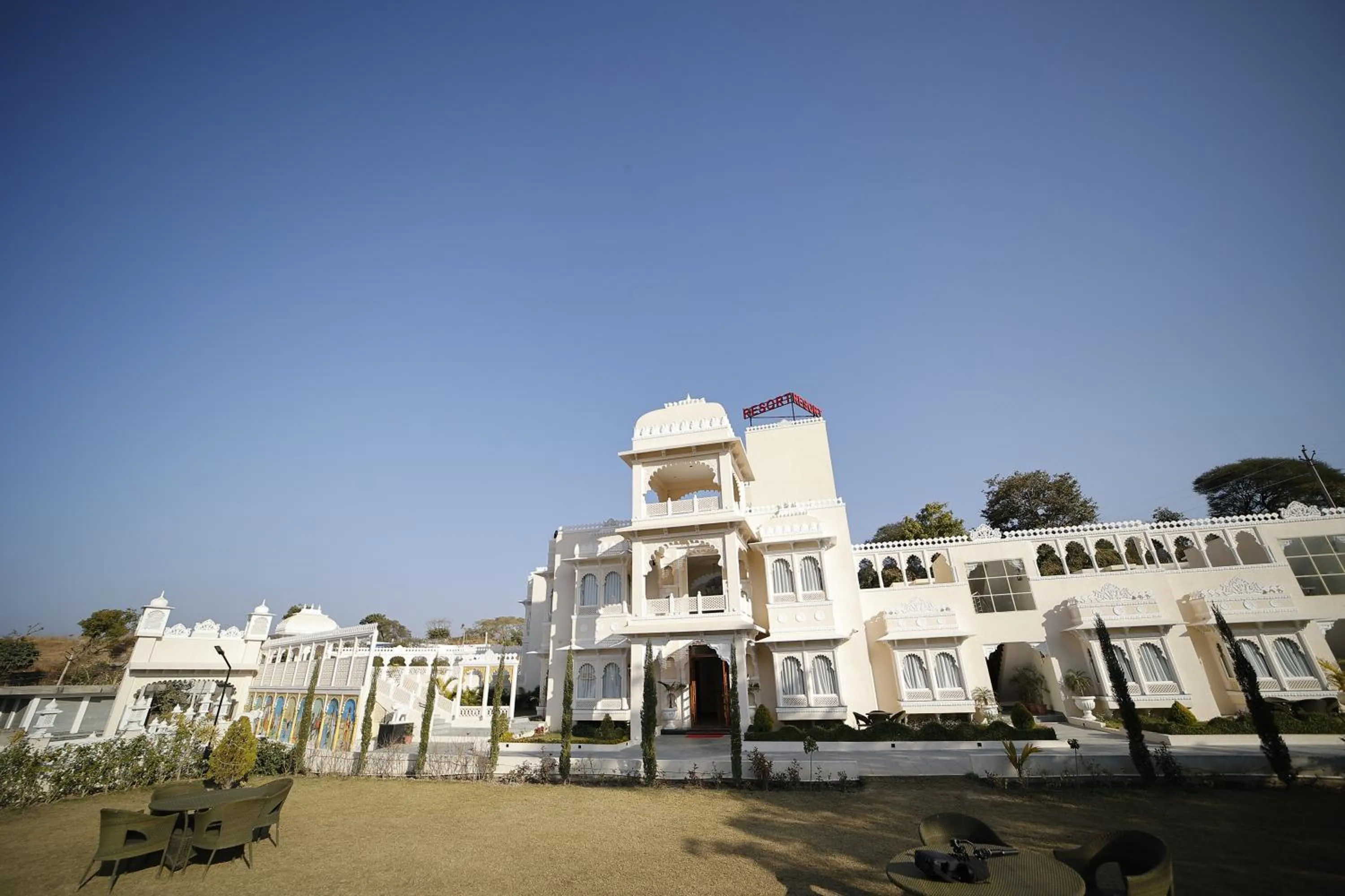 Day in The Kumbha Mahal Resort