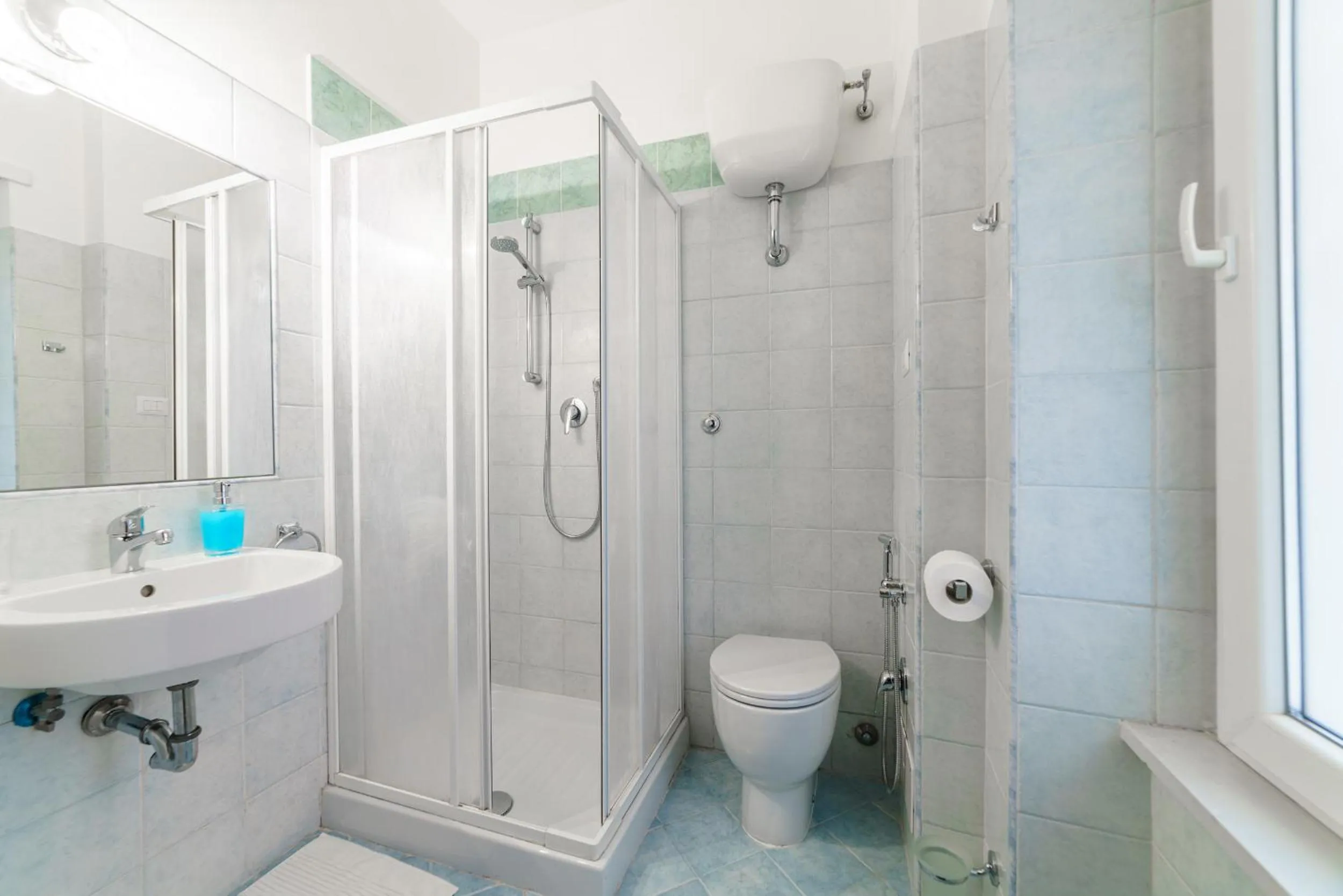 Bathroom in B&BTRASTEVERE66