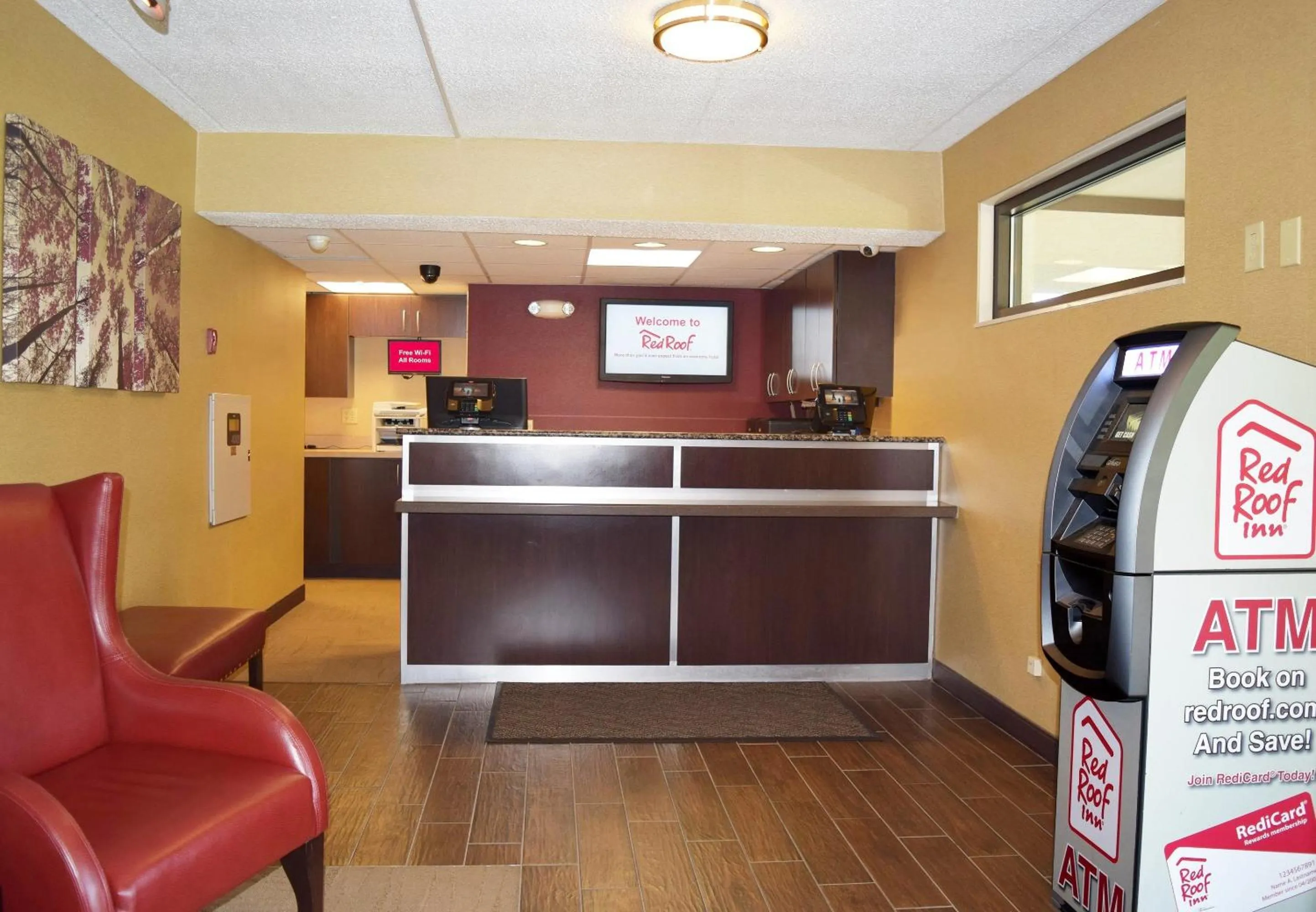 Lobby or reception in Red Roof Inn Buffalo - Niagara Airport