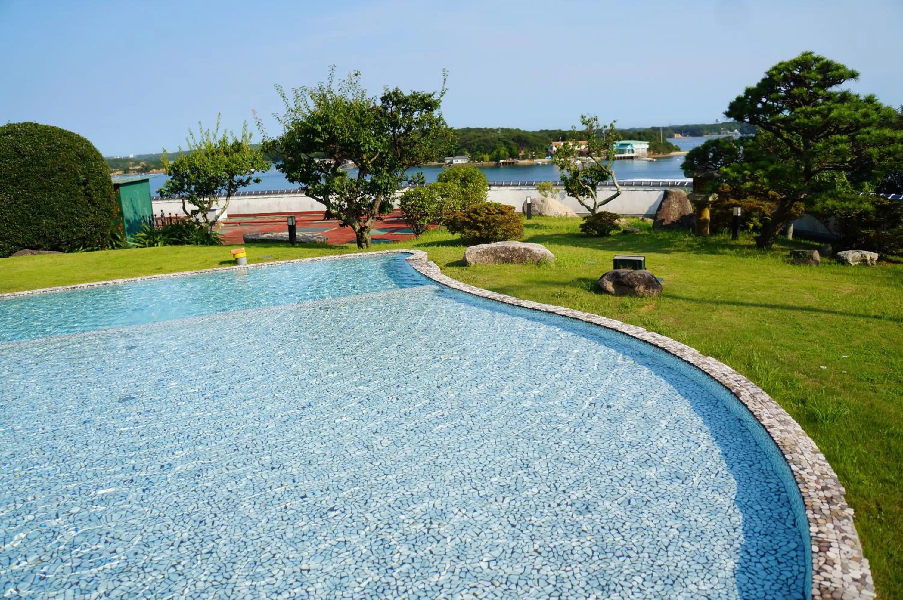 Swimming pool in Kashikojima Park Hotel Michishio