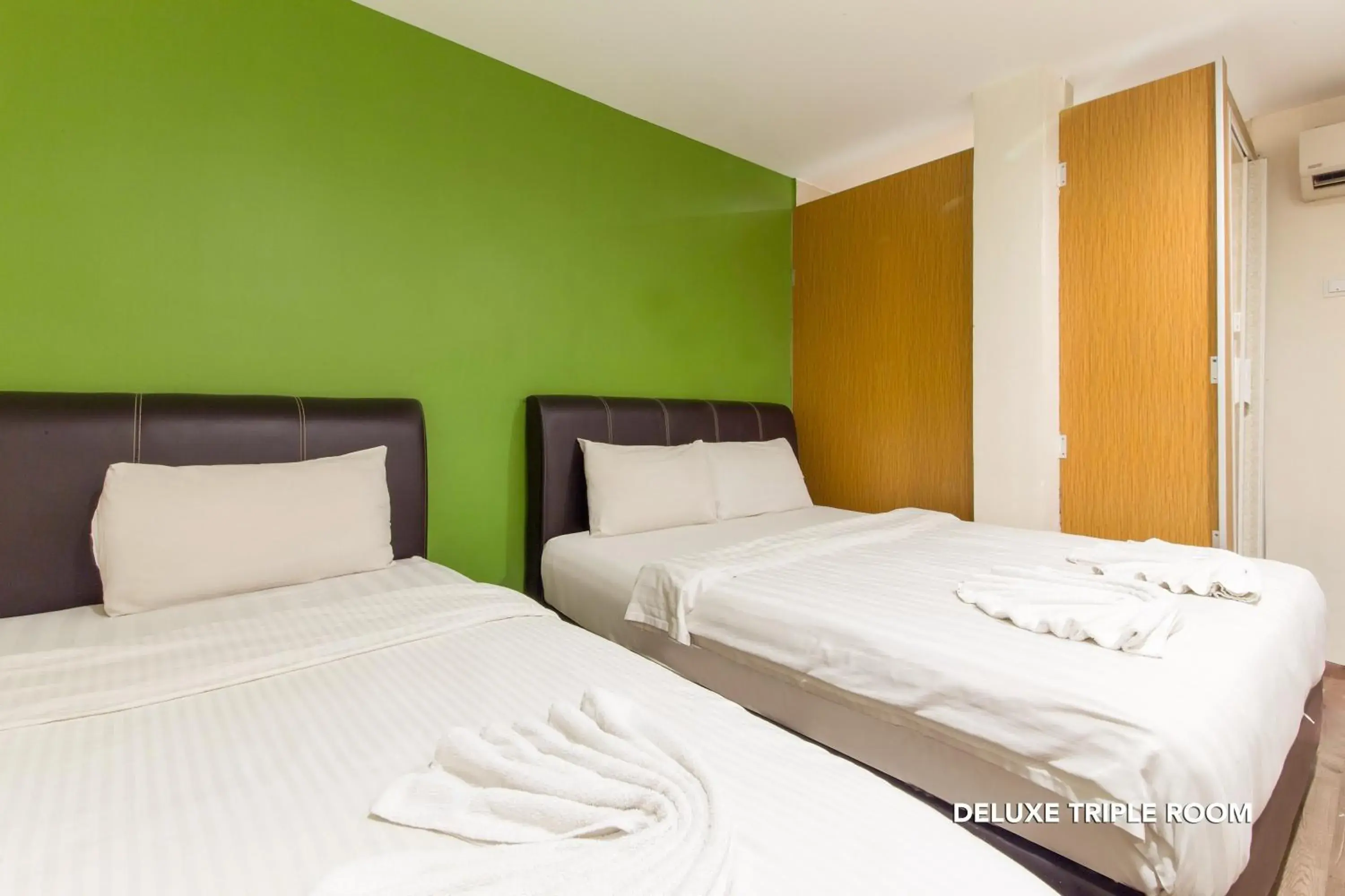 Bed in 33 Star Hotel by The Awinka Group Of Management Bed in 33 Star Hotel by The Awinka Group Of Management