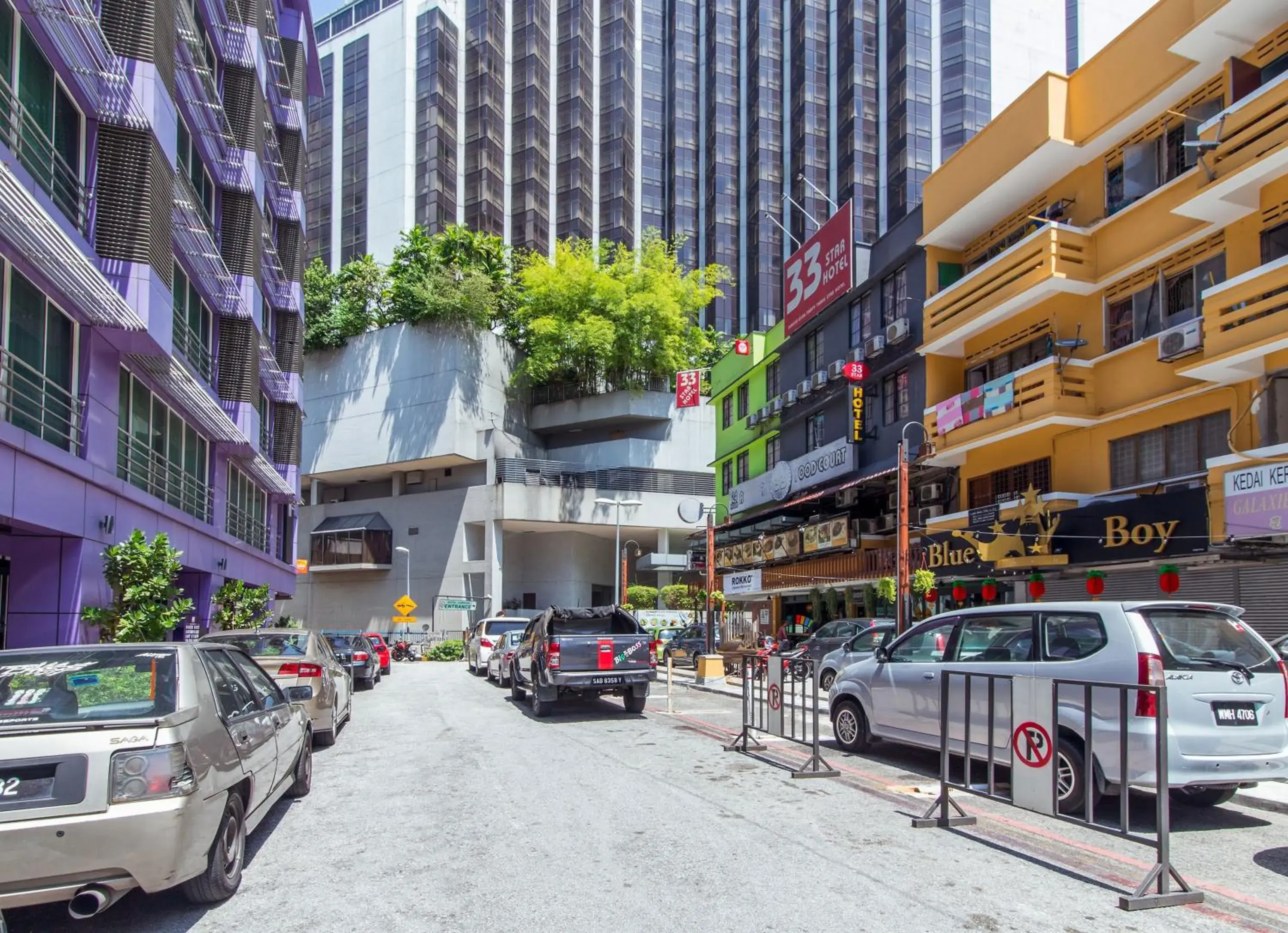 Property building in 33 Star Hotel by The Awinka Group Of Management Property building in 33 Star Hotel by The Awinka Group Of Management