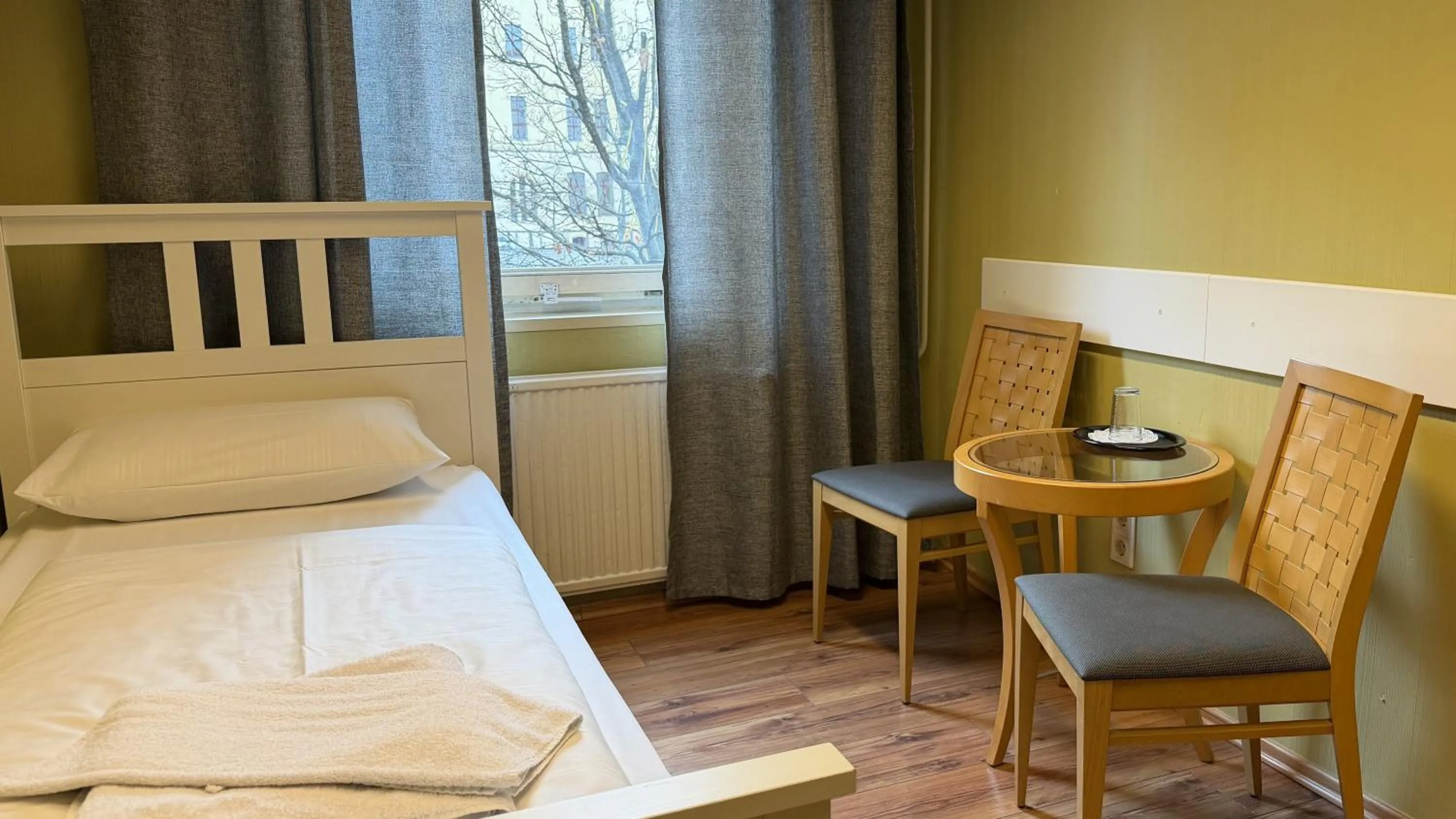 Photo of the whole room, Bed in Hotel M68