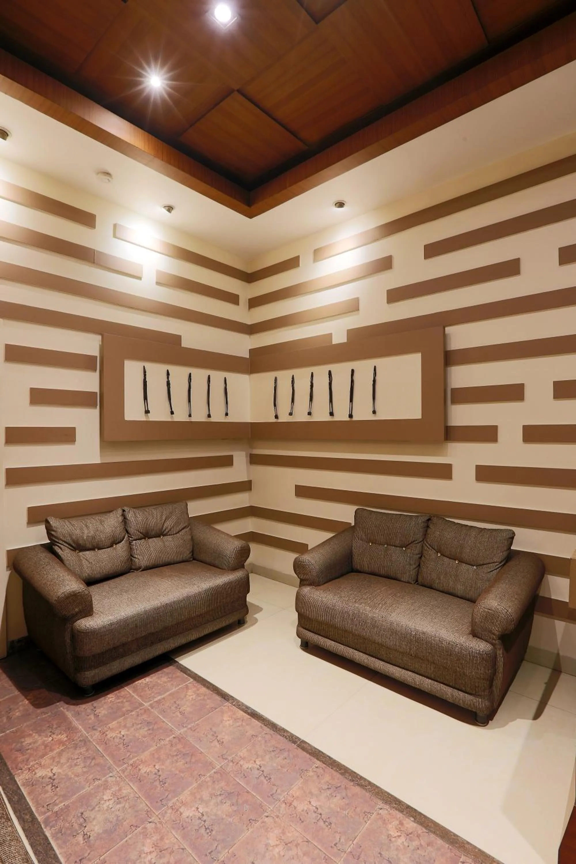 Communal lounge/ TV room in Hotel Millennium