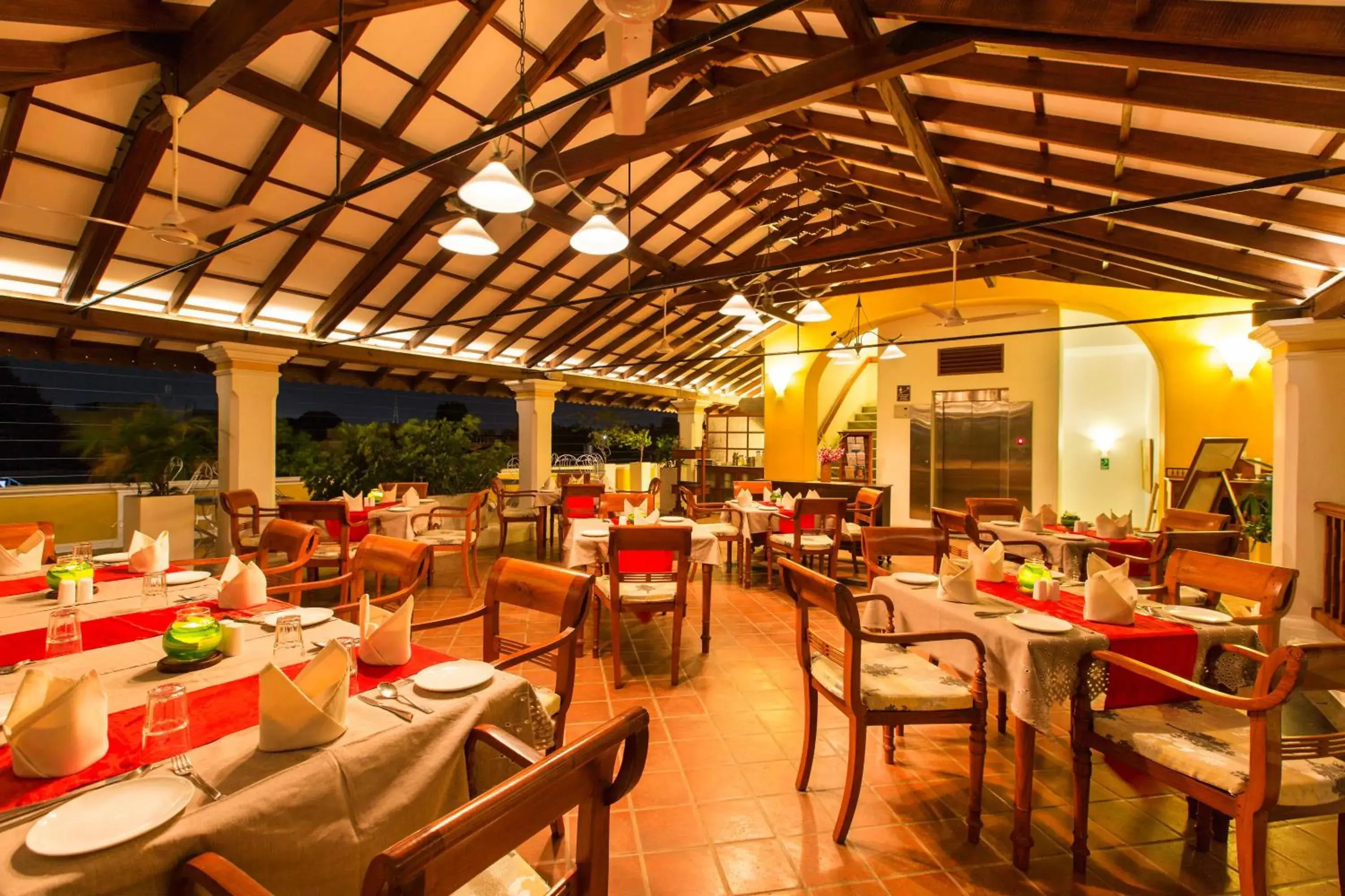 Restaurant/places to eat in Palais De Mahe - A CGH Earth Experience Restaurant/places to eat in Palais De Mahe - A CGH Earth Experience