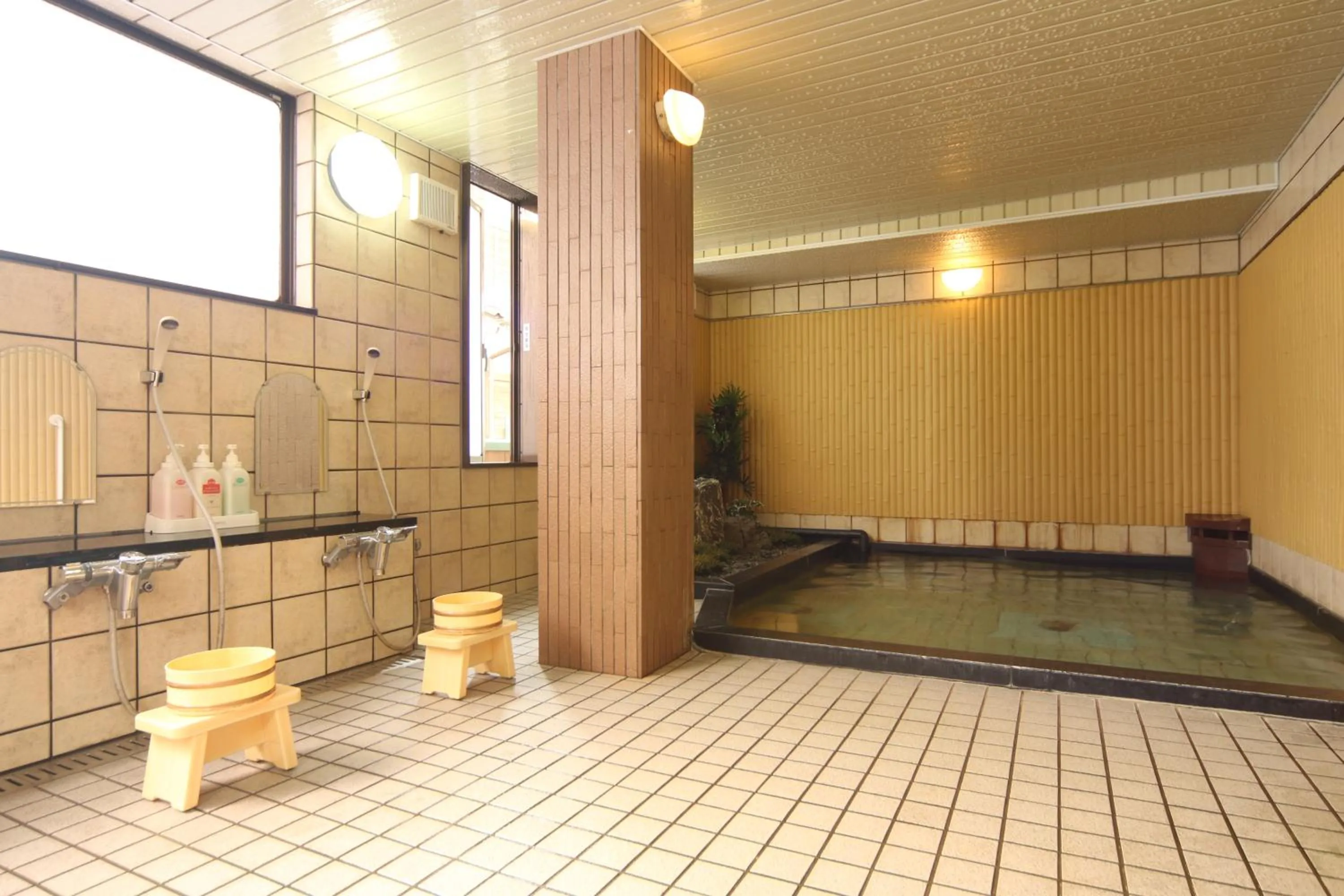 Public Bath in Yodoya