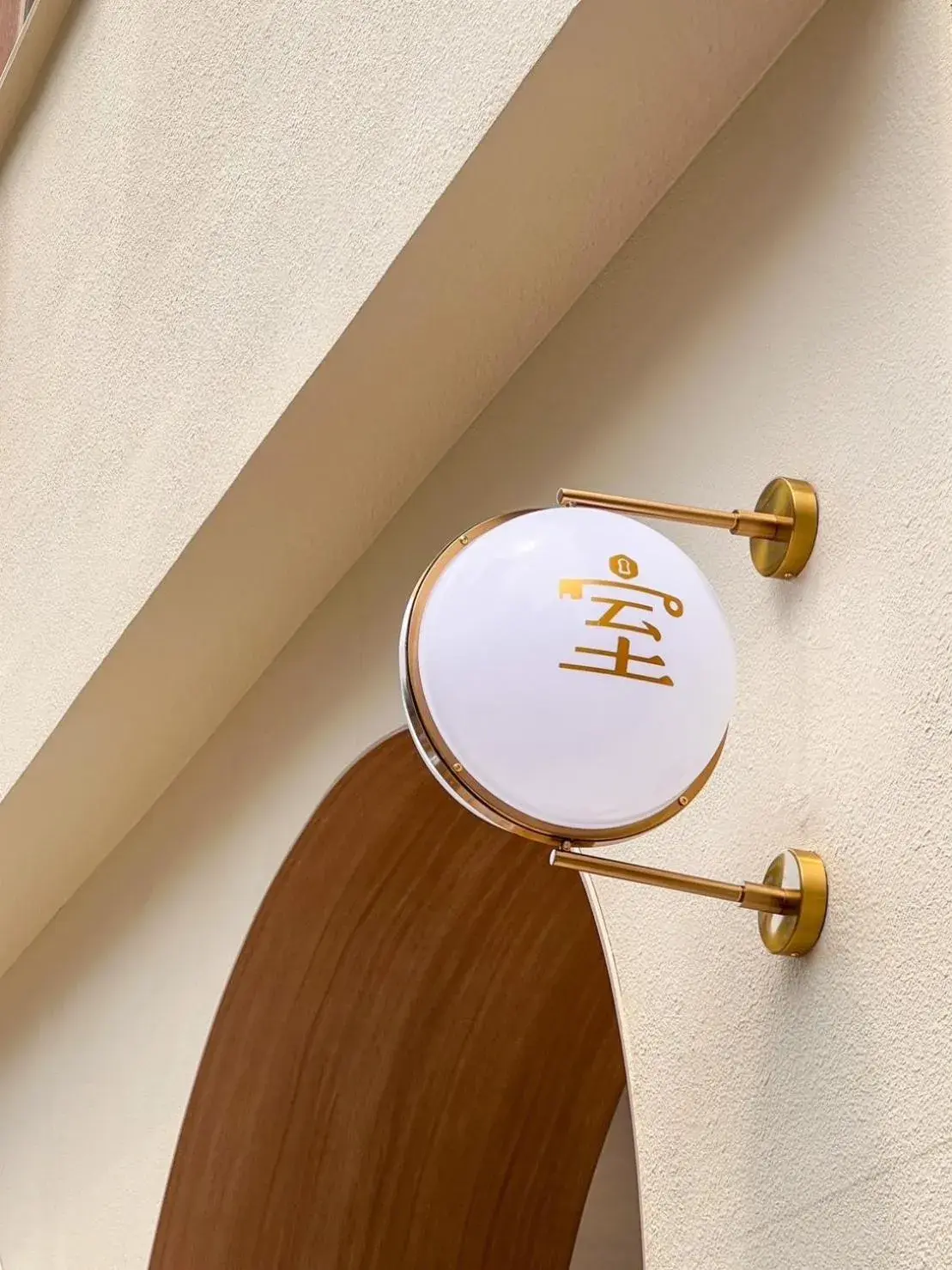 Property building in Inns Hotel Property building in Inns Hotel