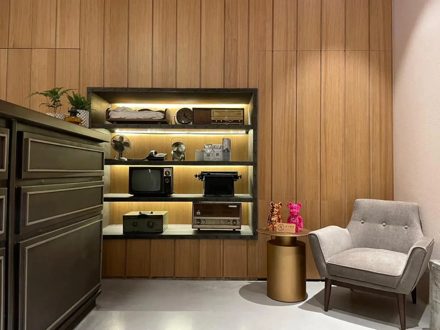 Property building in Inns Hotel Property building in Inns Hotel