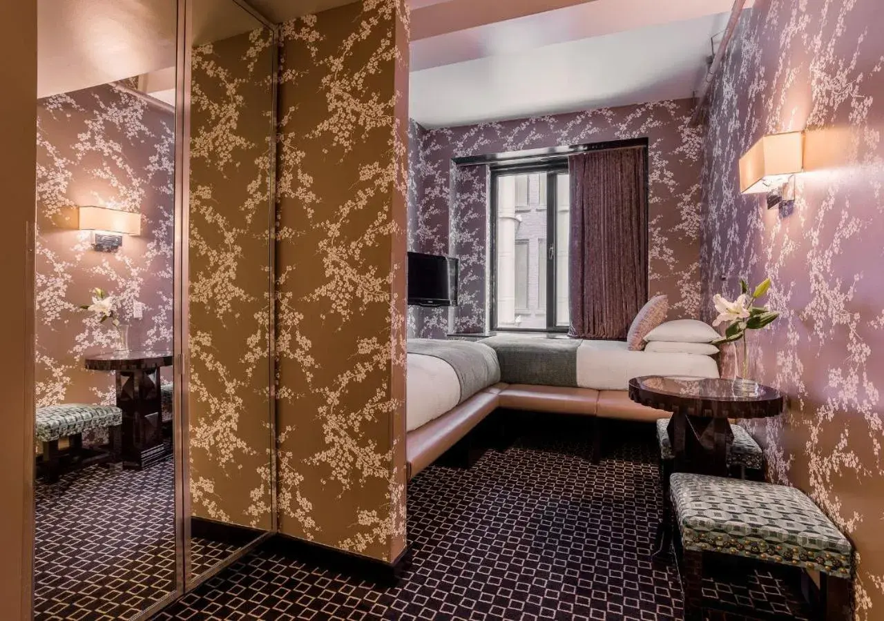Photo of the whole room in 45 Times Square Hotel Photo of the whole room in 45 Times Square Hotel