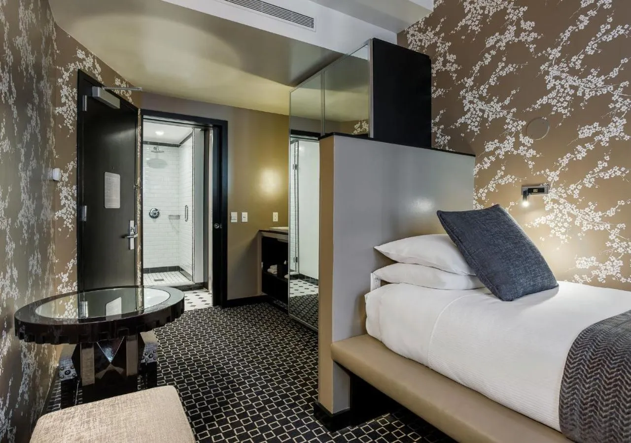 Photo of the whole room in 45 Times Square Hotel