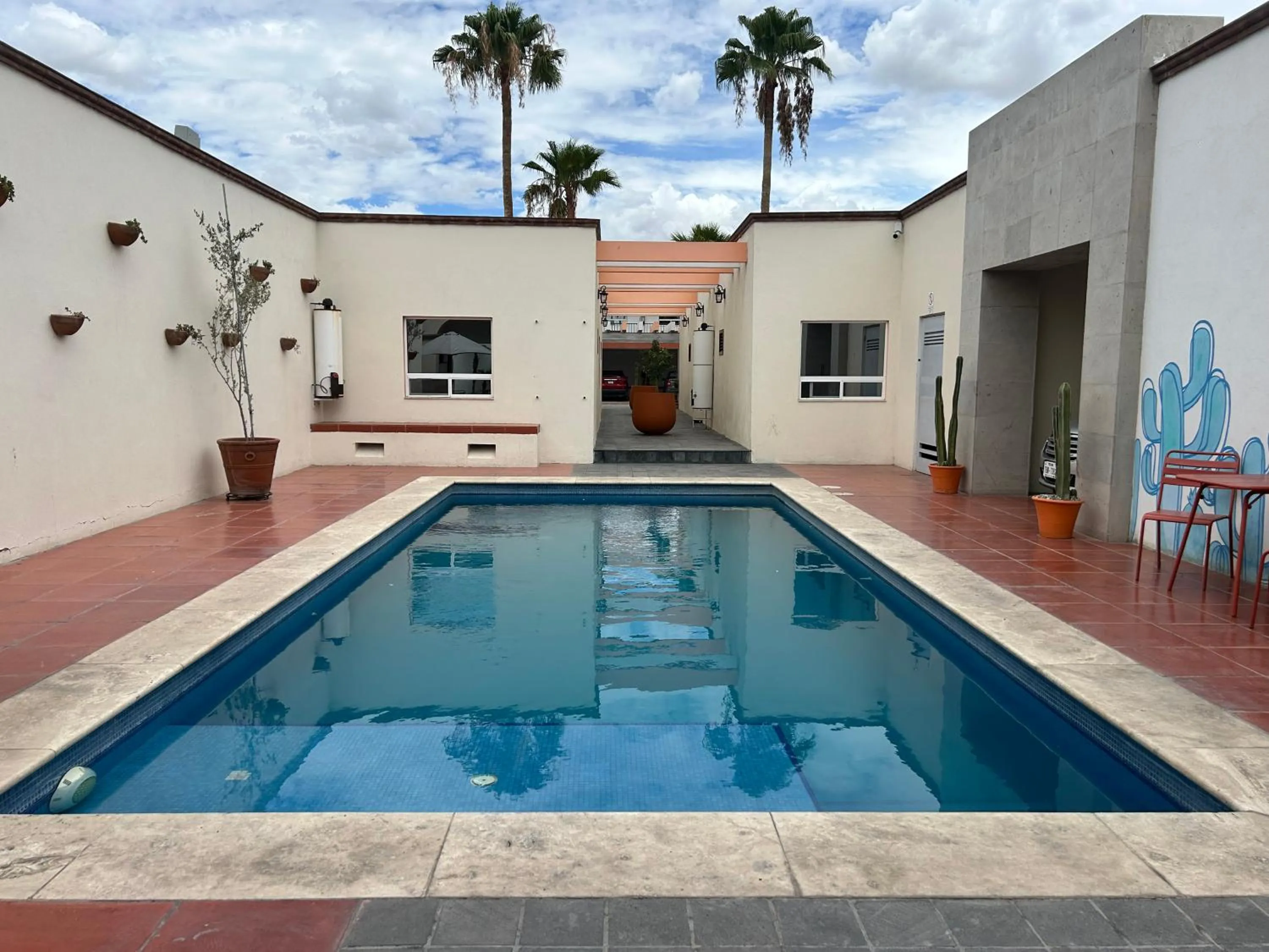 Swimming pool in Hotel Buen Valle