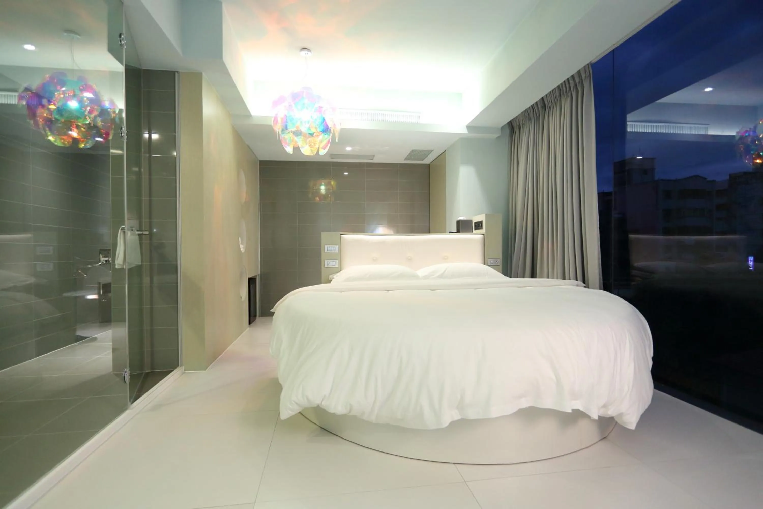 Bedroom, Bed in The Fantasy Apartment