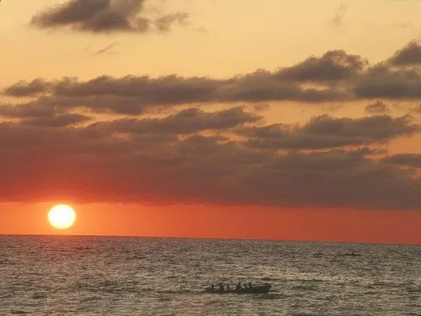 Summer in MG Moms Hotel