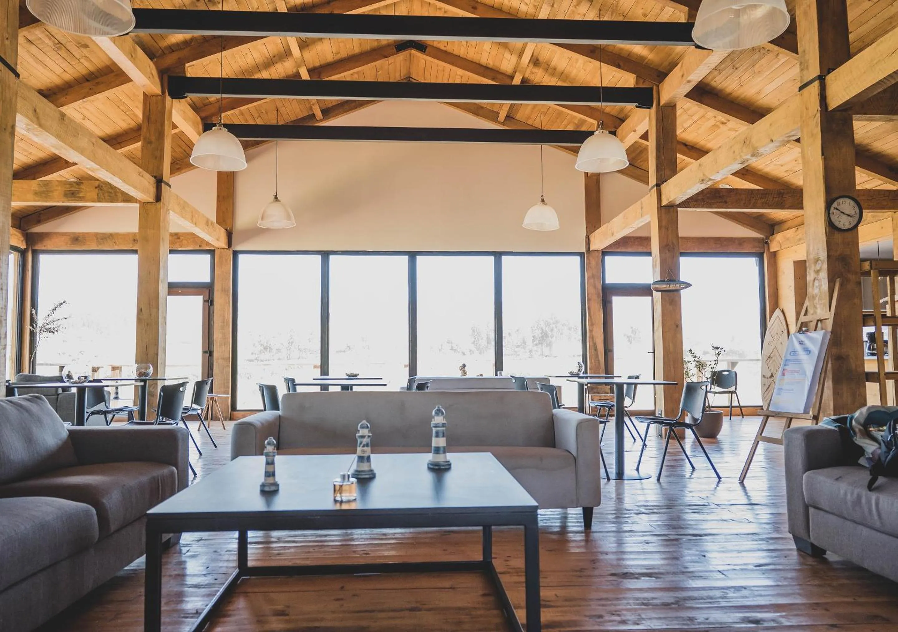 Seating area in Hotel Puerto Madera