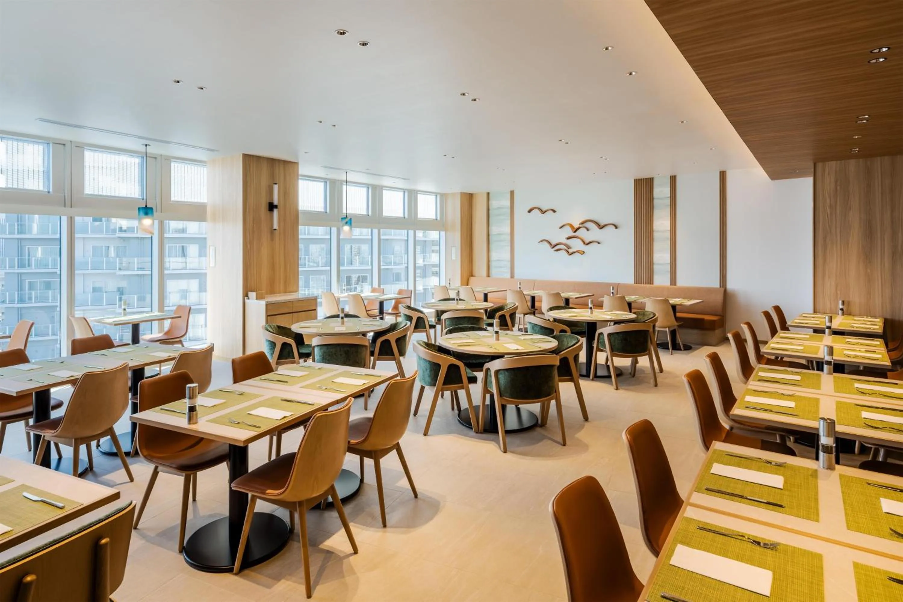 Restaurant/places to eat in Hilton Garden Inn Yokohama Minatomirai