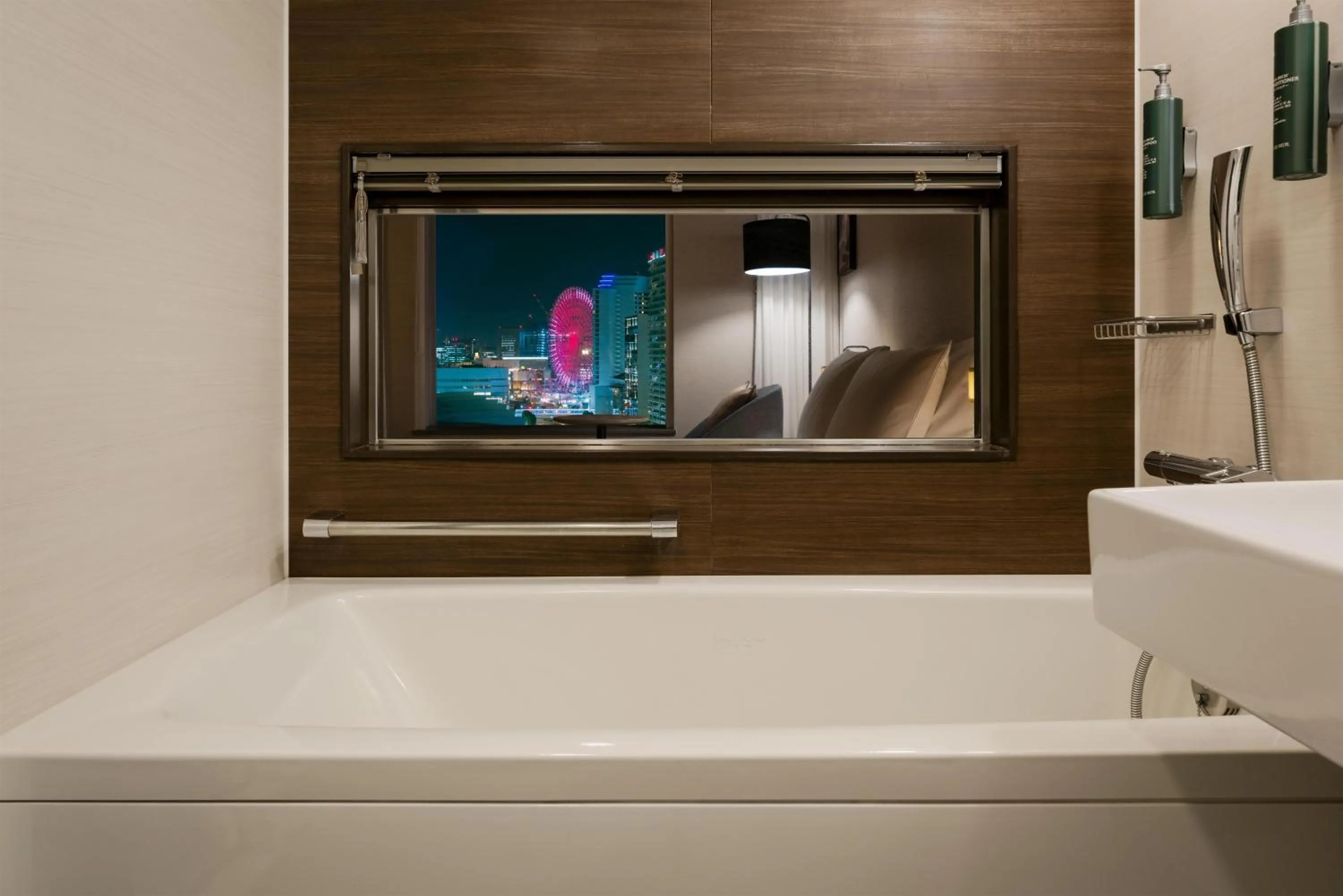 Bathroom in Hilton Garden Inn Yokohama Minatomirai
