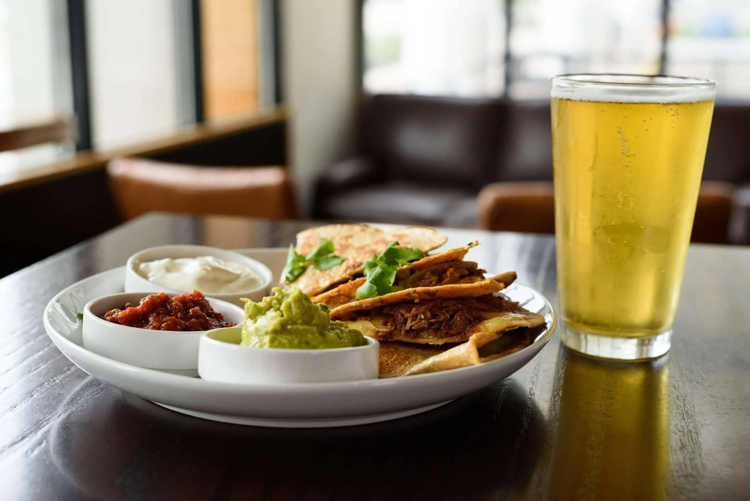 Restaurant/places to eat in Radisson Hotel Salt Lake City Downtown