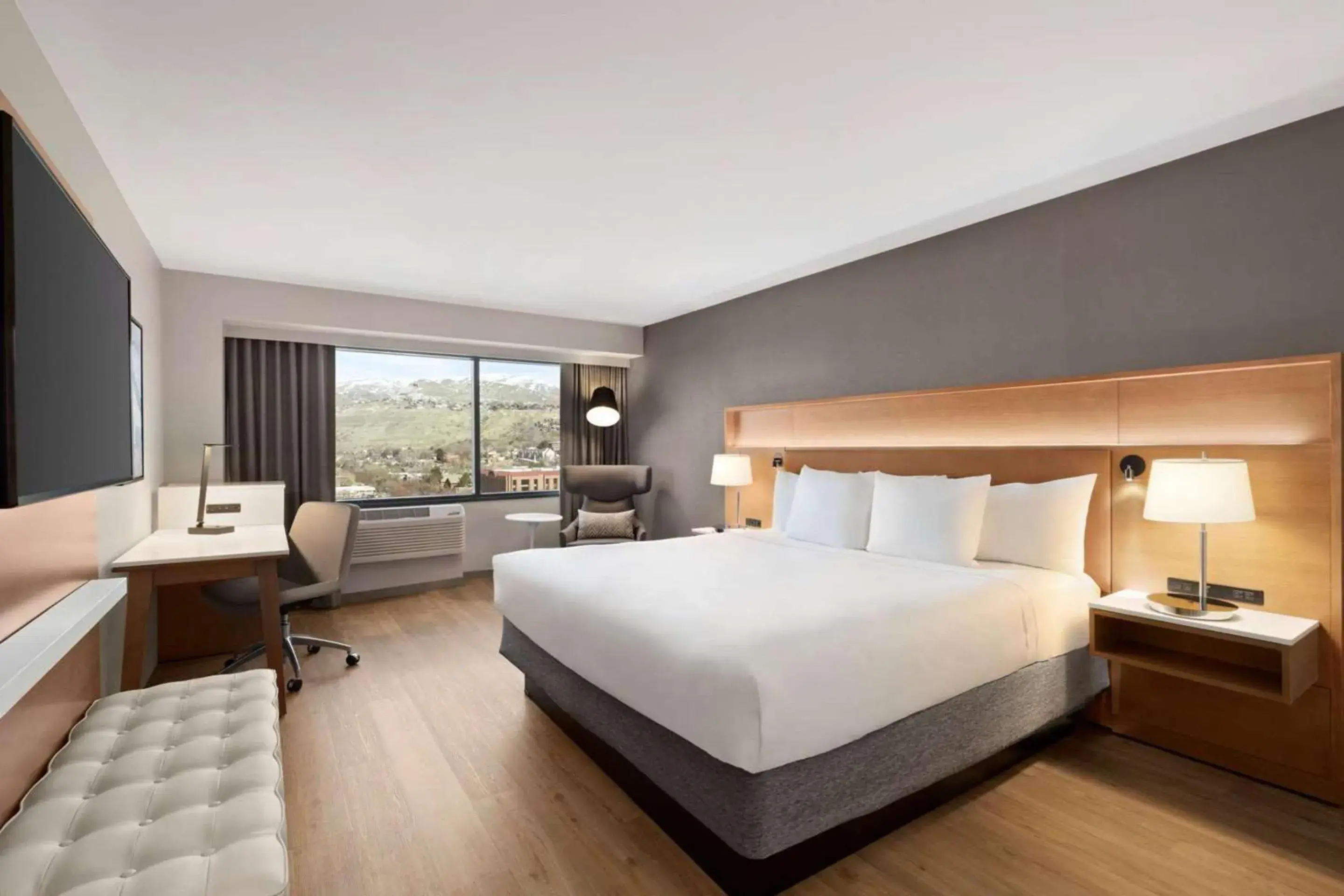 Bedroom, Bed in Radisson Hotel Salt Lake City Downtown Bedroom, Bed in Radisson Hotel Salt Lake City Downtown