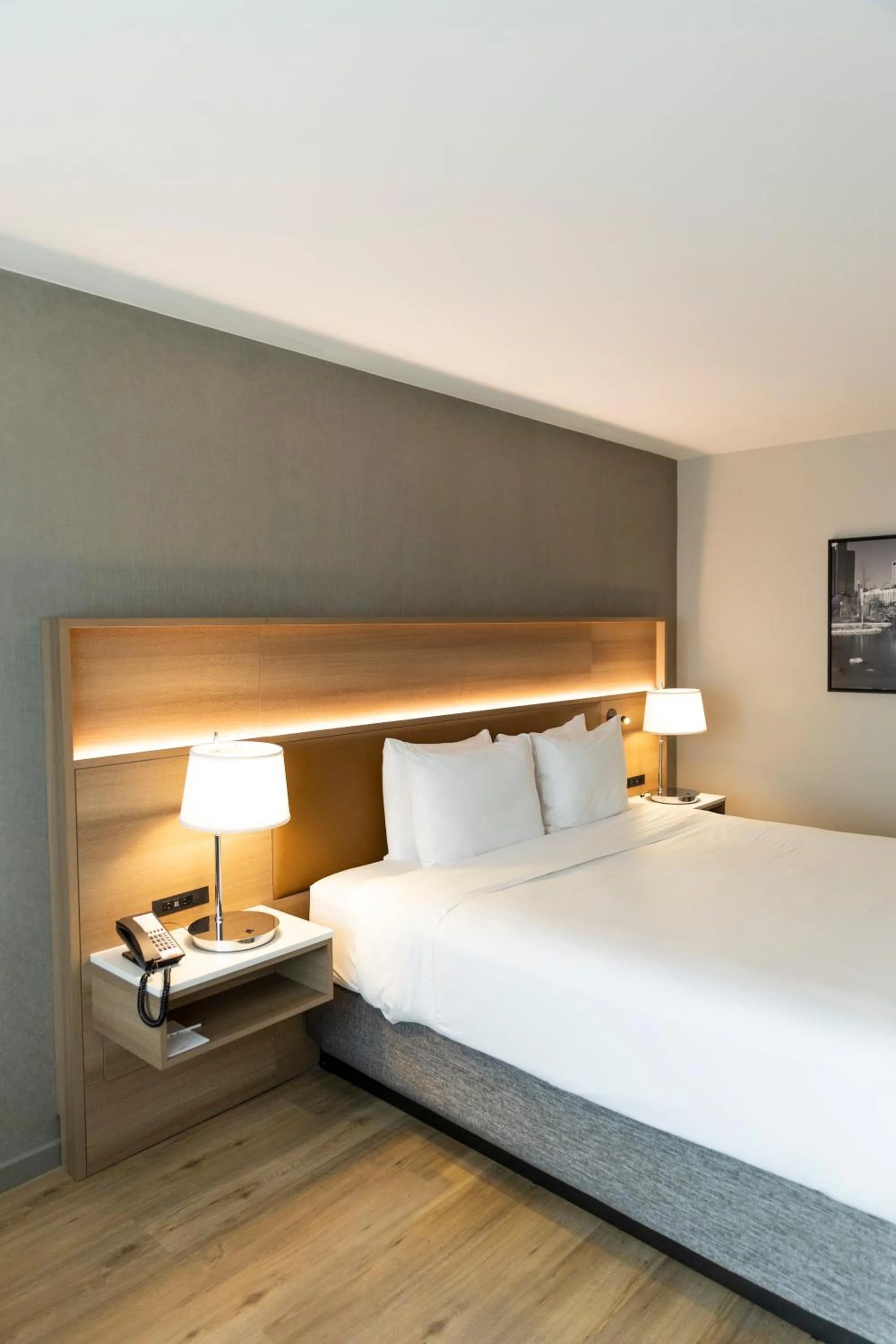 Bed in Radisson Hotel Salt Lake City Downtown