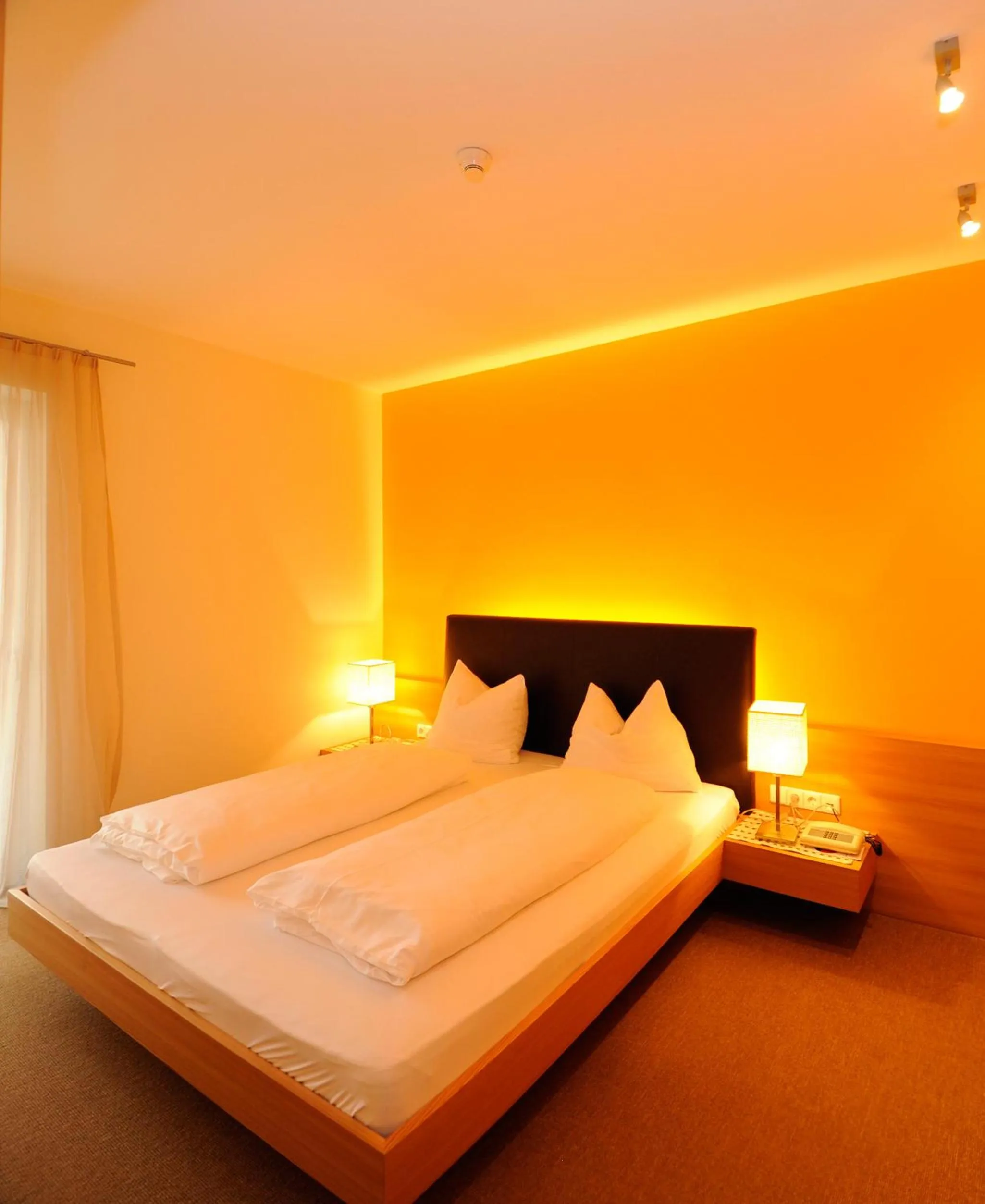 Bedroom, Bed in Apparthotel Gartenresidence Nalserhof