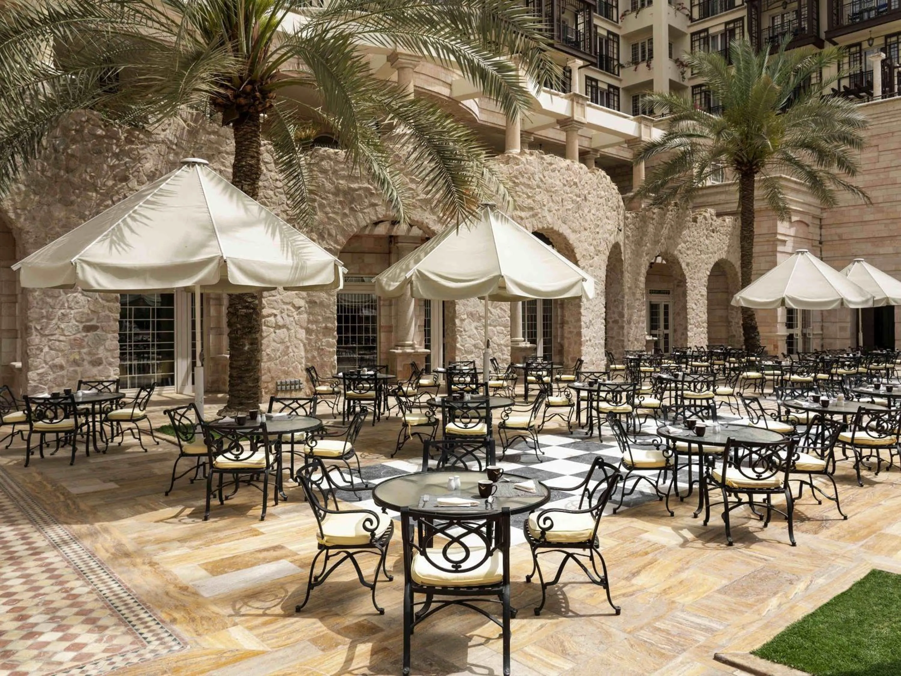 Restaurant/places to eat in Mövenpick Resort & Residences Aqaba