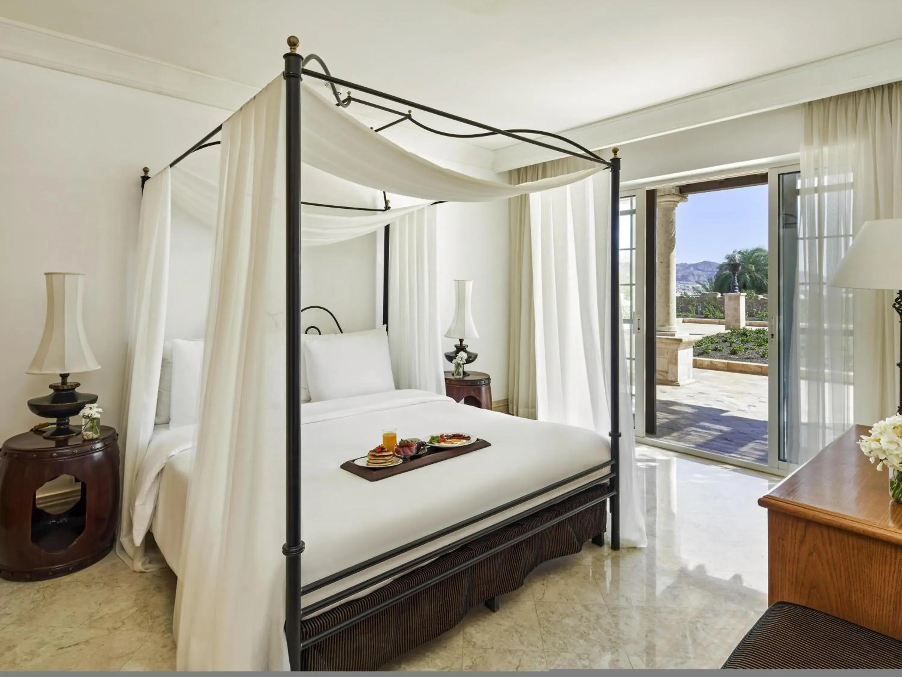 Bedroom, Bed in Mövenpick Resort & Residences Aqaba Bedroom, Bed in Mövenpick Resort & Residences Aqaba