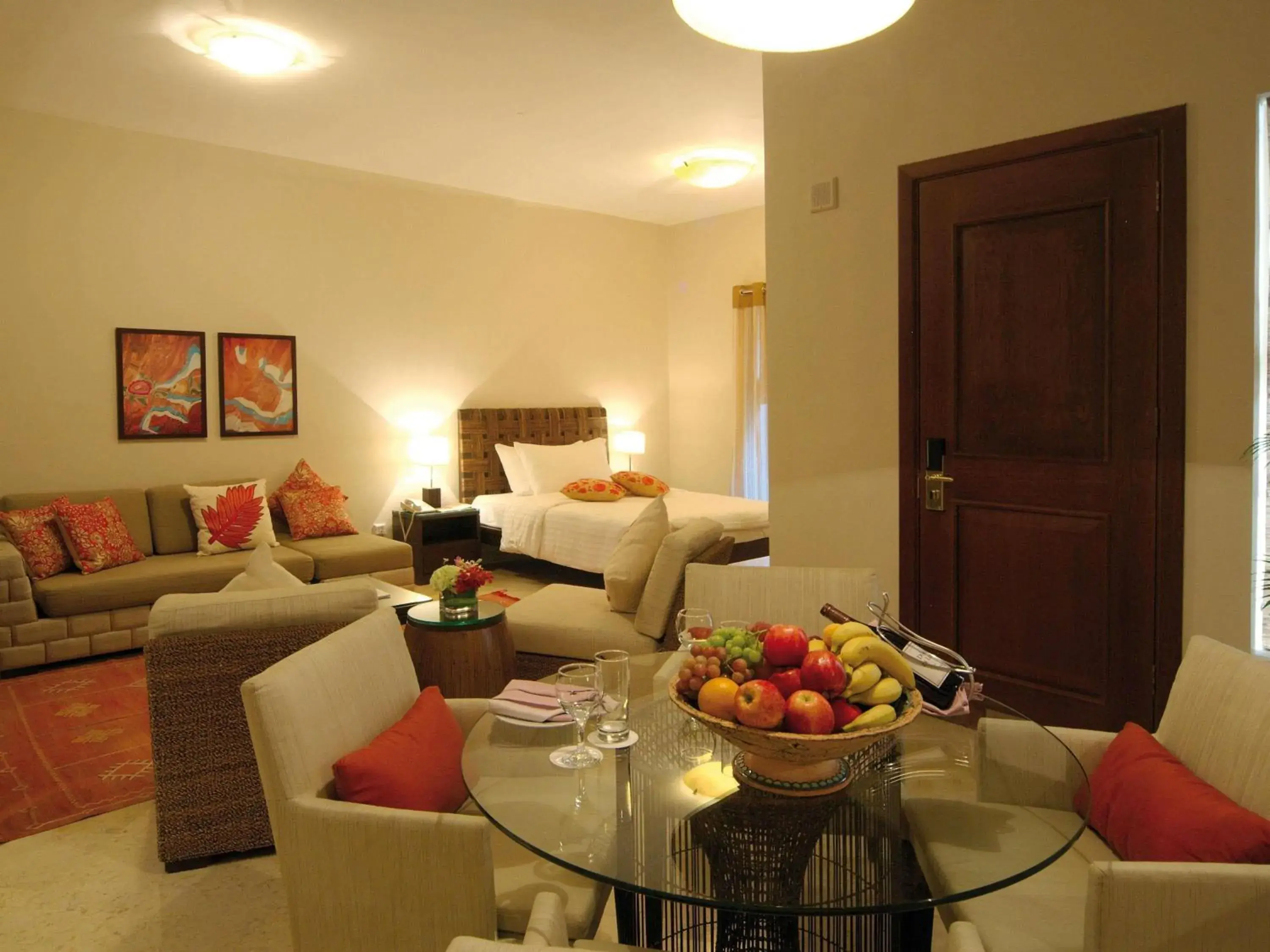 Bedroom in Mövenpick Resort & Residences Aqaba Bedroom in Mövenpick Resort & Residences Aqaba