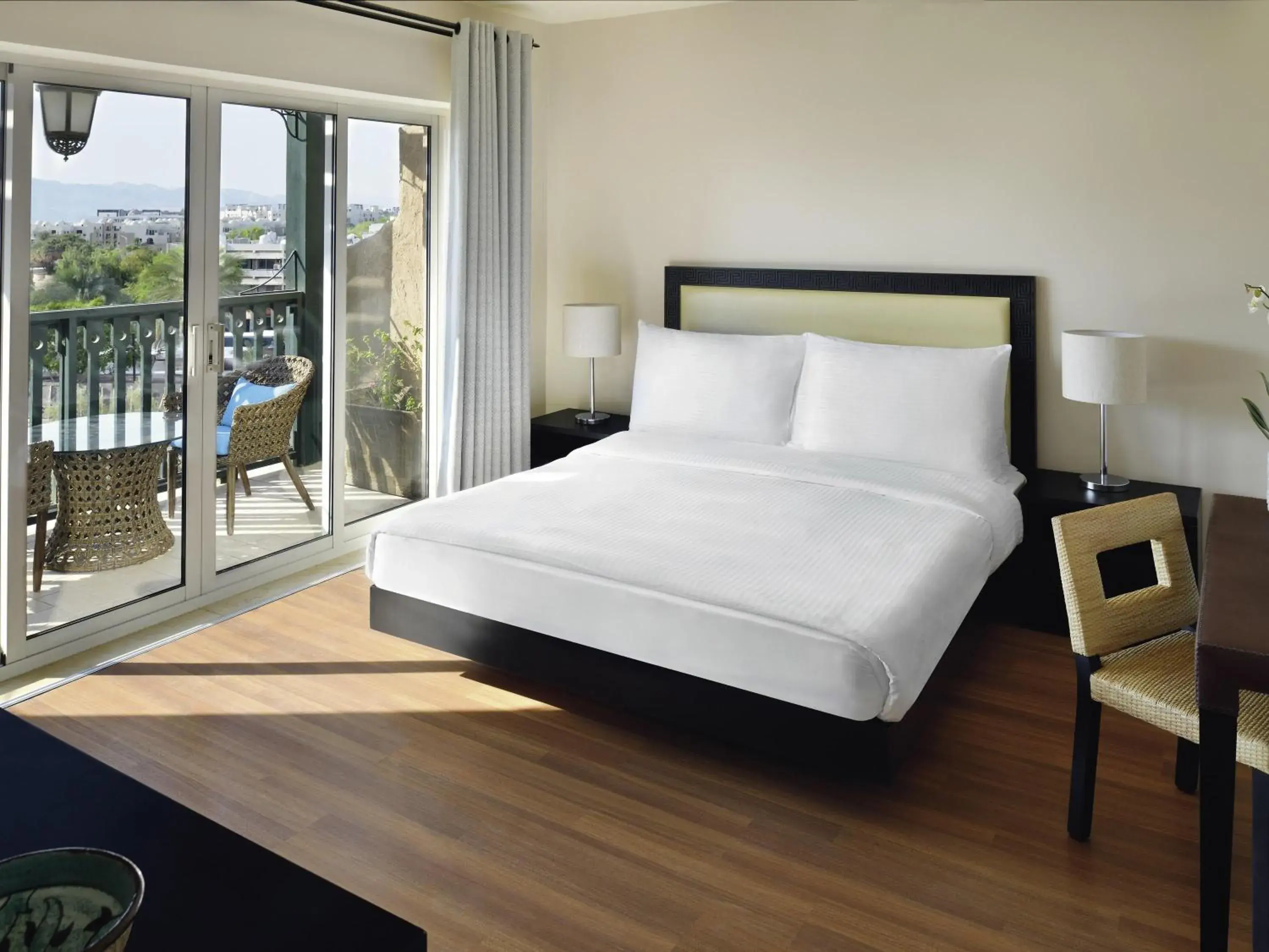 Property building, Bed in Mövenpick Resort & Residences Aqaba Property building, Bed in Mövenpick Resort & Residences Aqaba