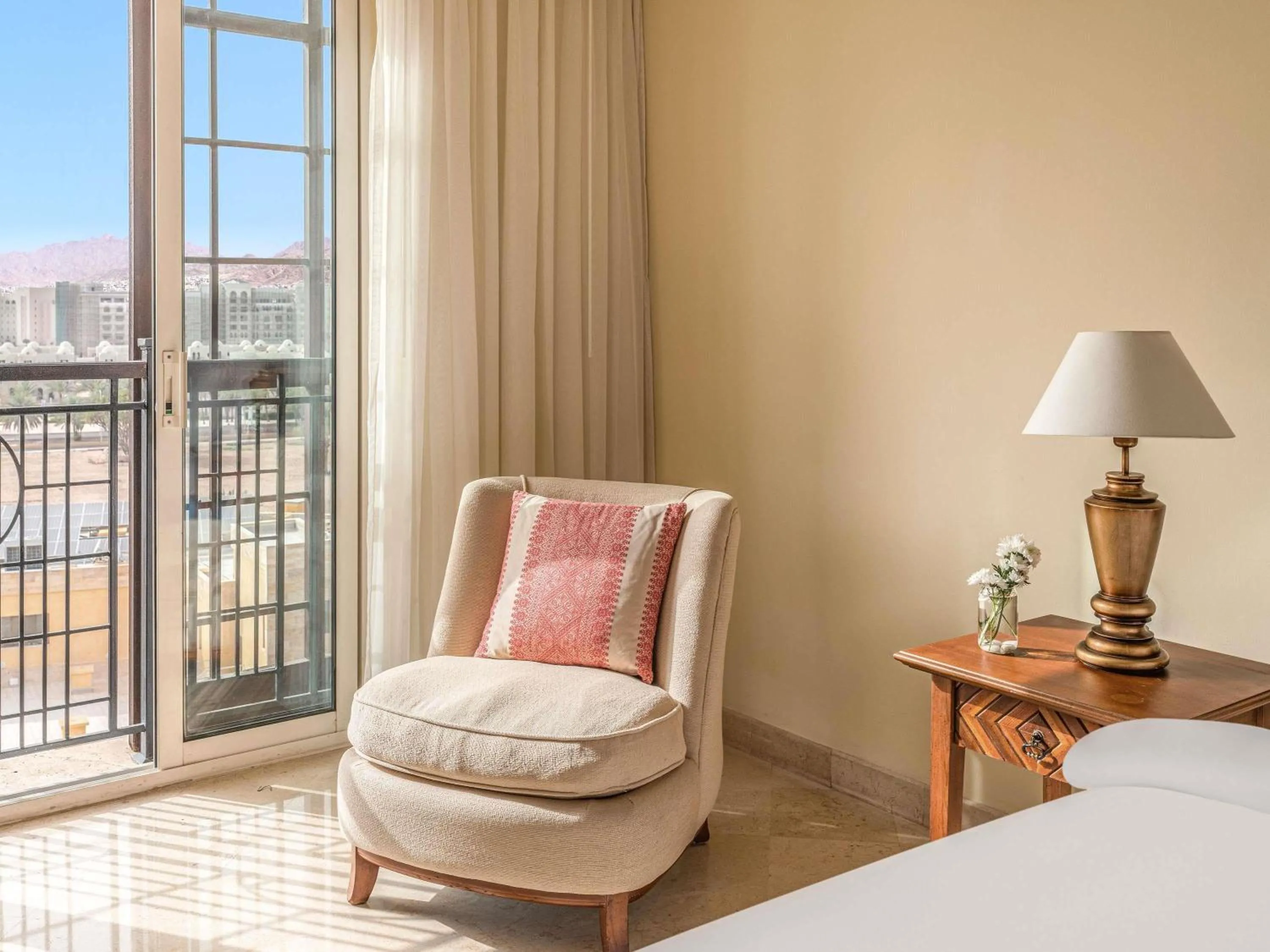 Photo of the whole room, Bed in Mövenpick Resort & Residences Aqaba