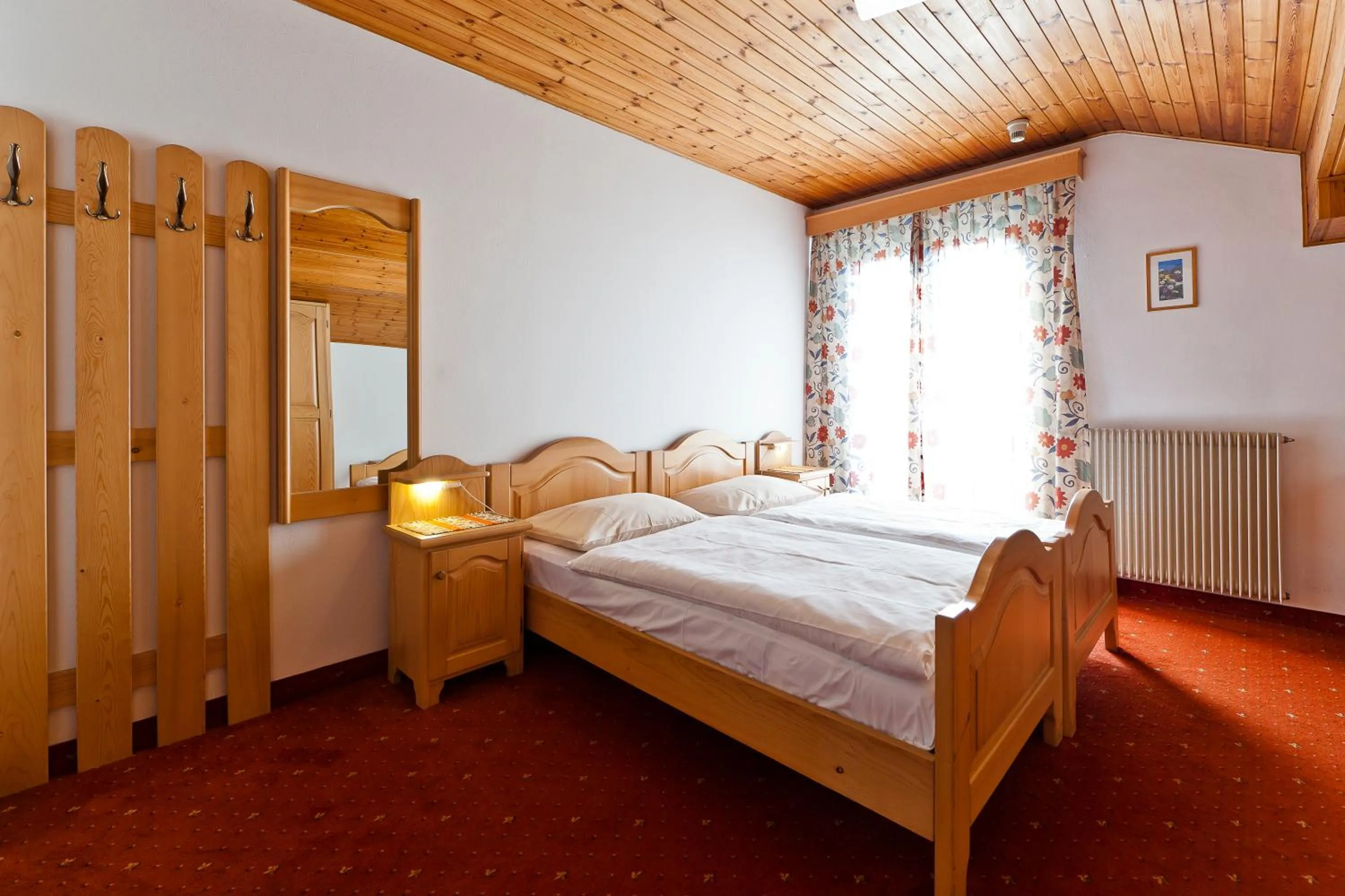 Bed in Hotel Brückenwirt - Al Ponte