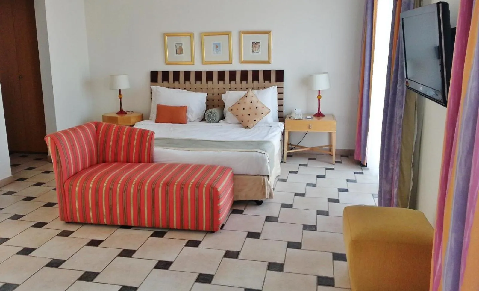 Bed in Seashell Julai'a Hotel & Resort Family resort