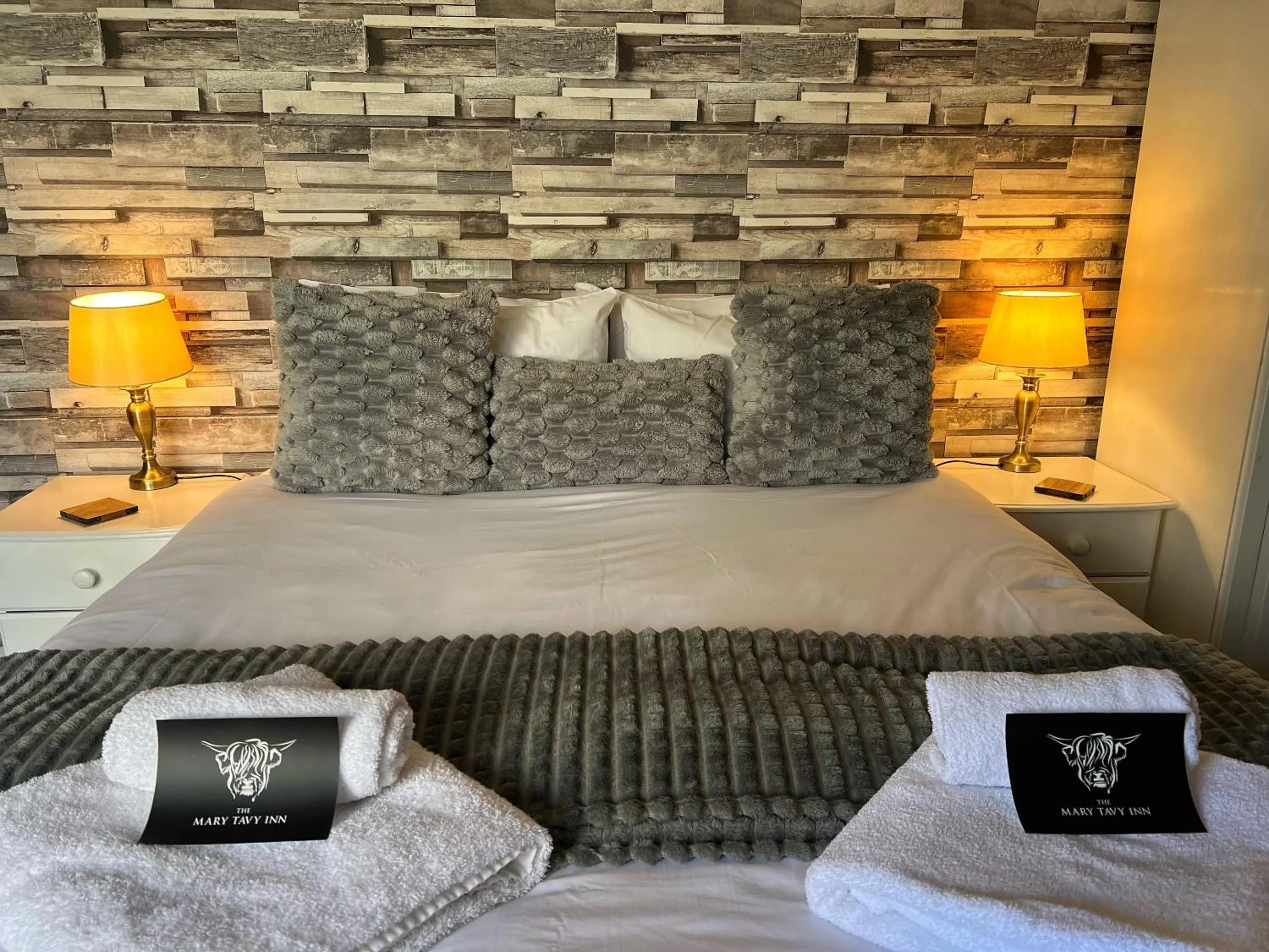 Bedroom, Bed in The Mary Tavy Inn