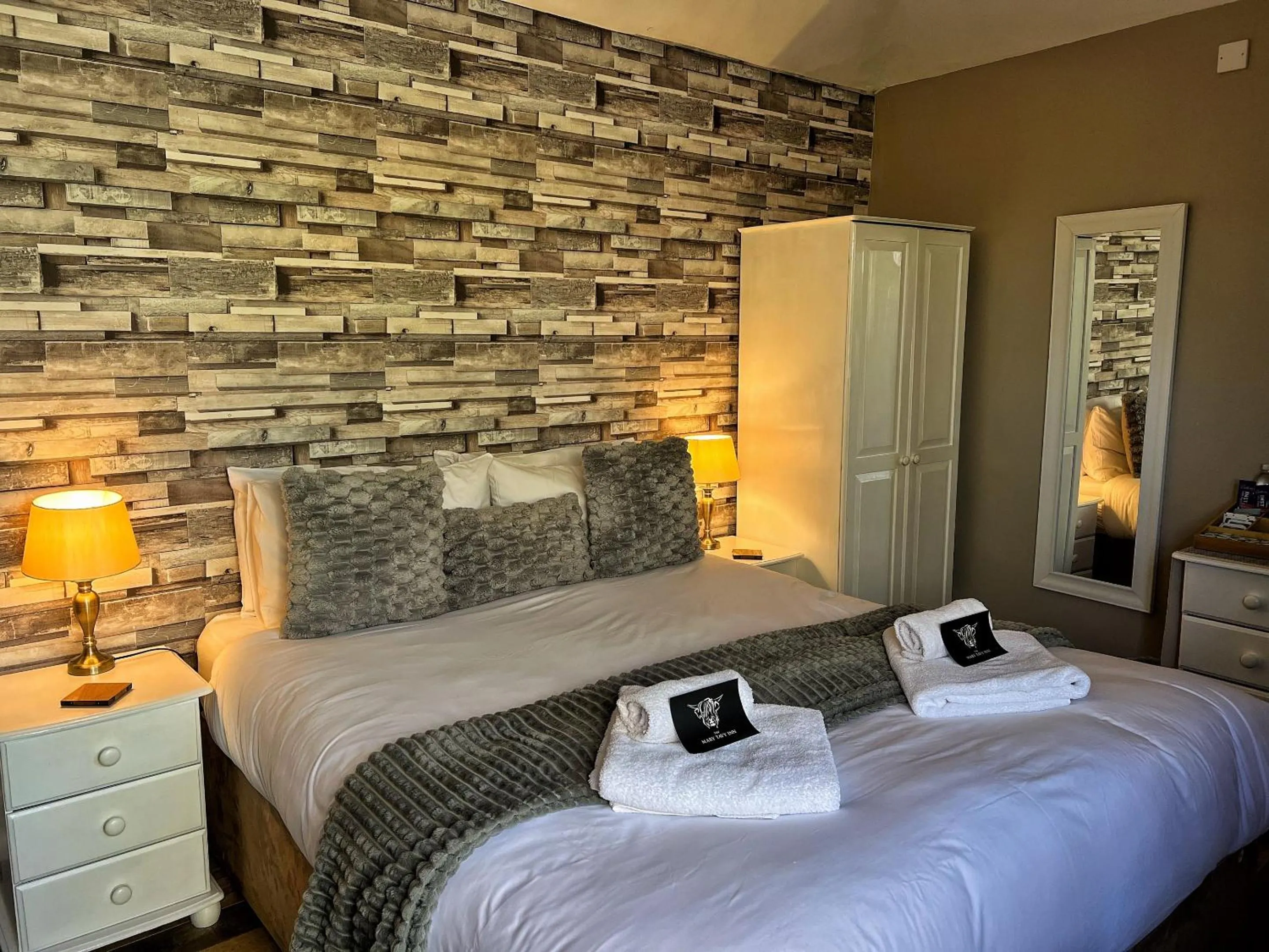 Bedroom, Bed in The Mary Tavy Inn