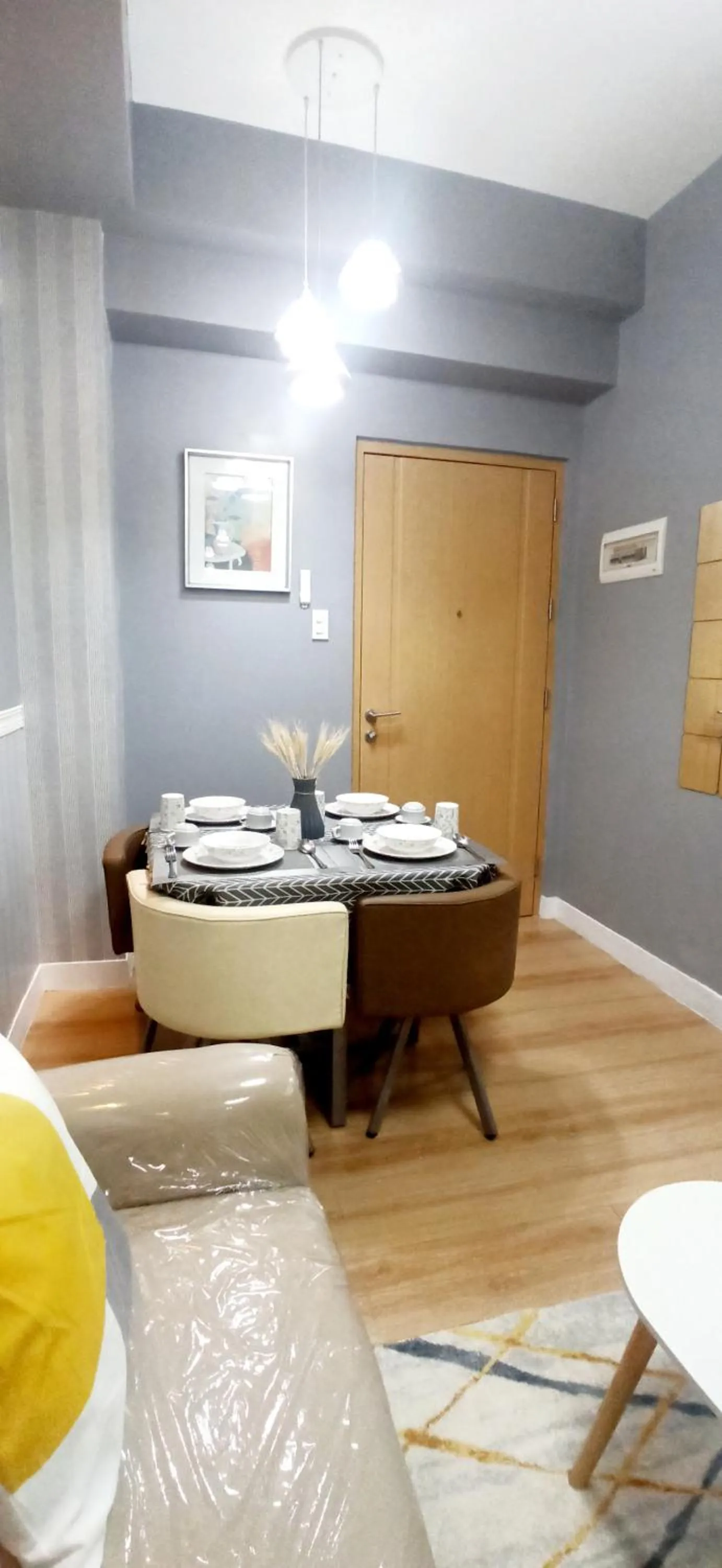 Dining area in 2-Bedroom CK's Corner Staycation Trees Residences