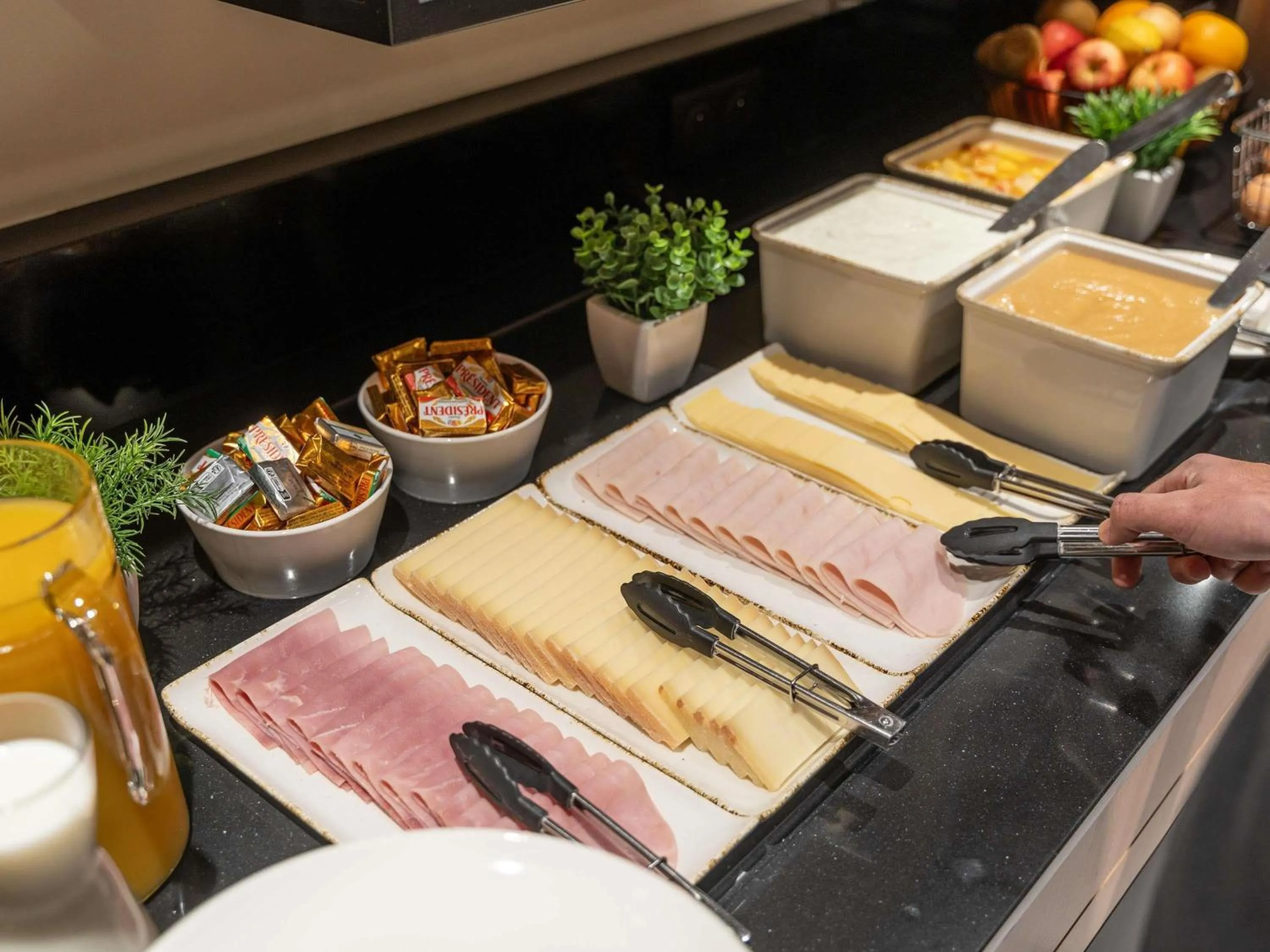 Breakfast in Ibis Orleans La Chapelle Saint Mesmin