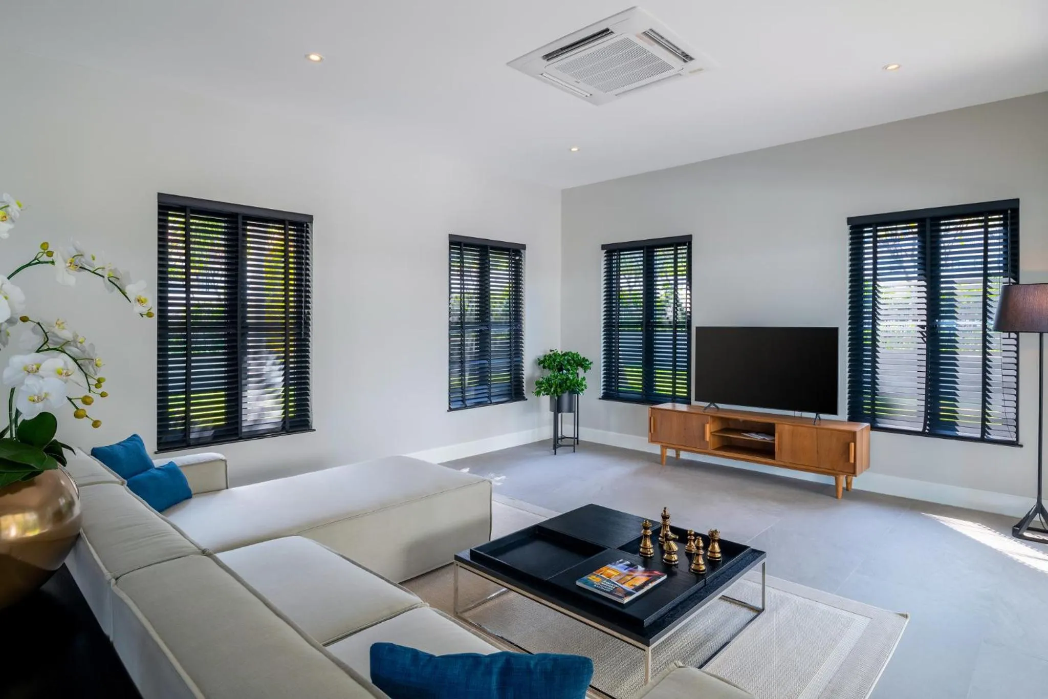 Living room in Luxury 5 Bedroom Pool Villa B11B