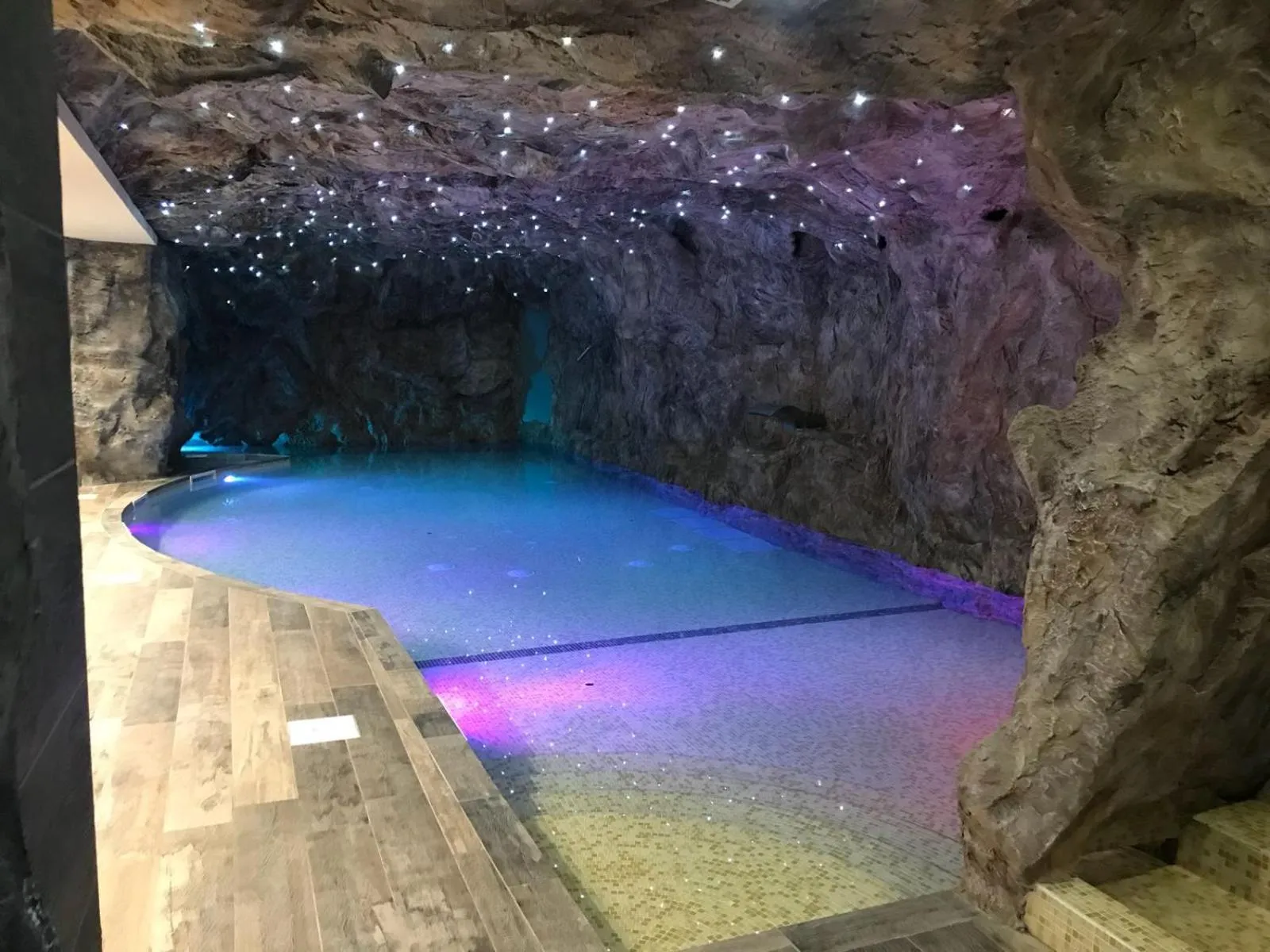 National Park Hotel & Spa