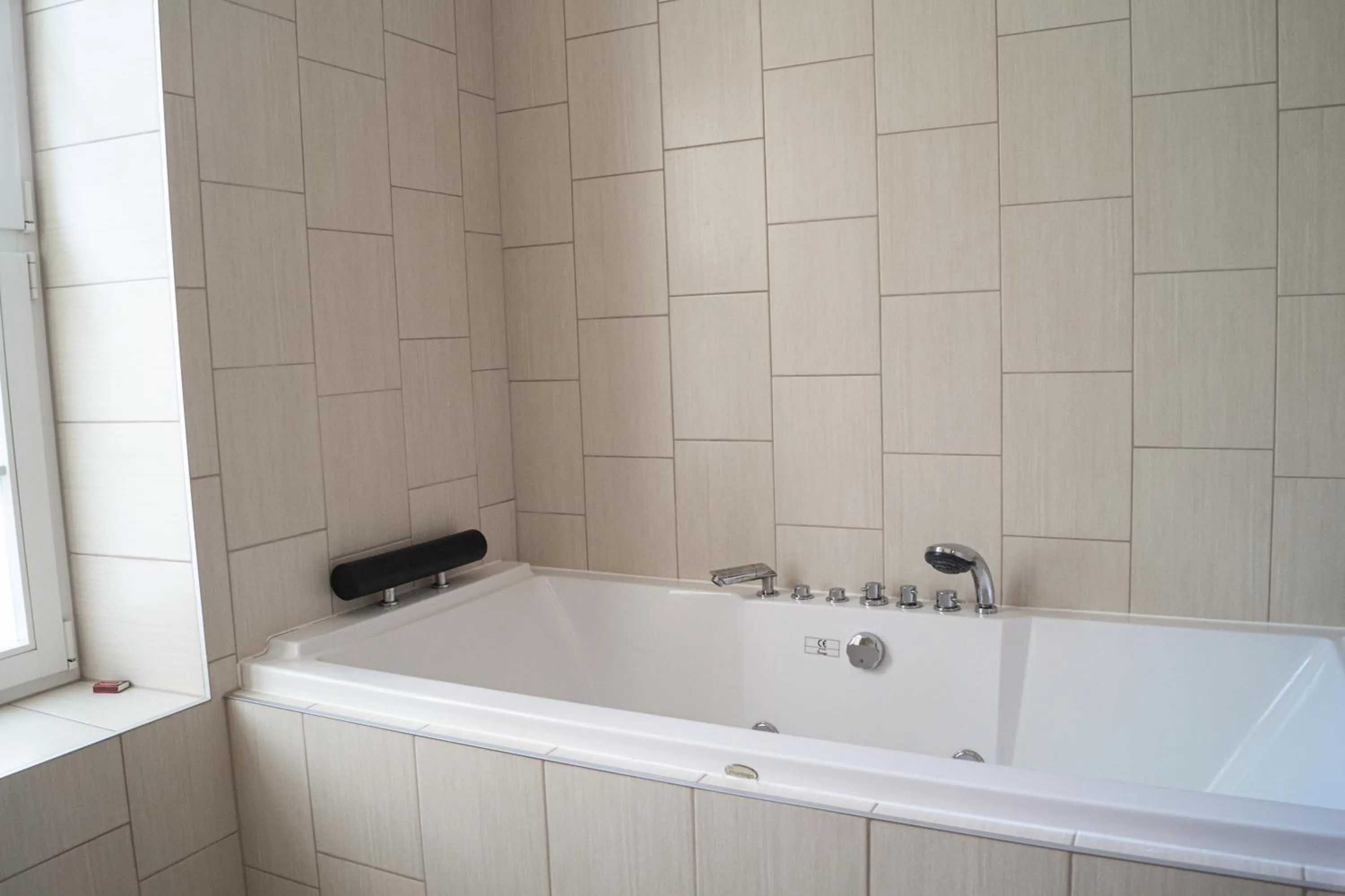 Hot Tub in Pałac Bogaczów - noclegi - restauracja - przyjęcia