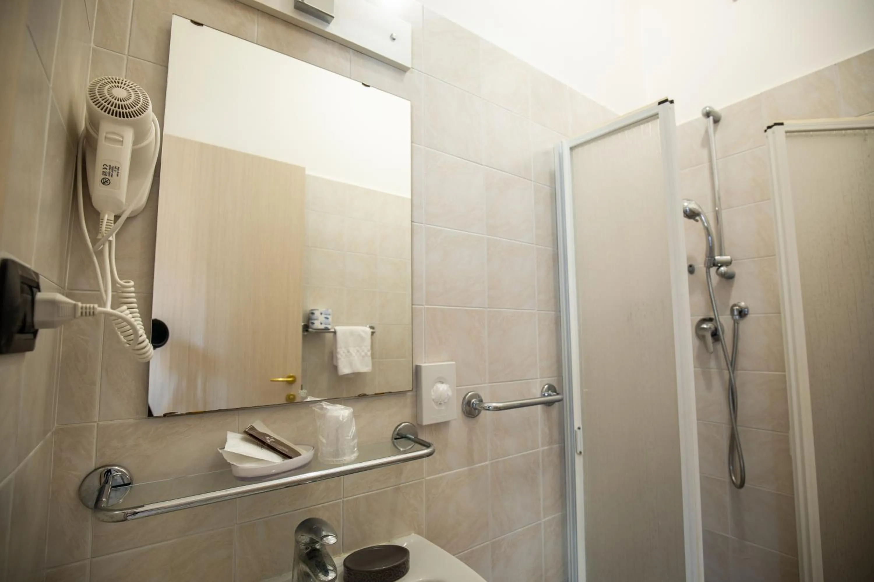 XXV APRILE Casa per Ferie