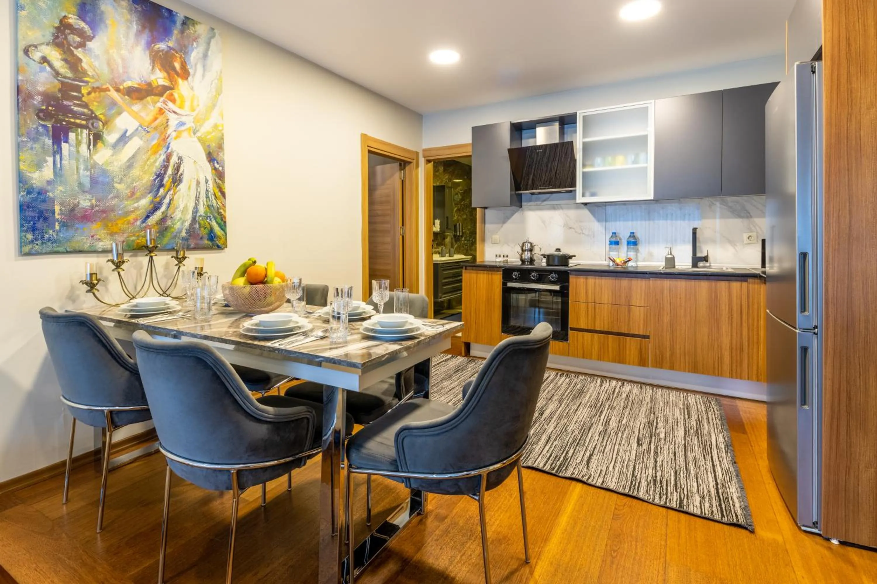 Kitchen or kitchenette in BayMari Suites Plus Florya