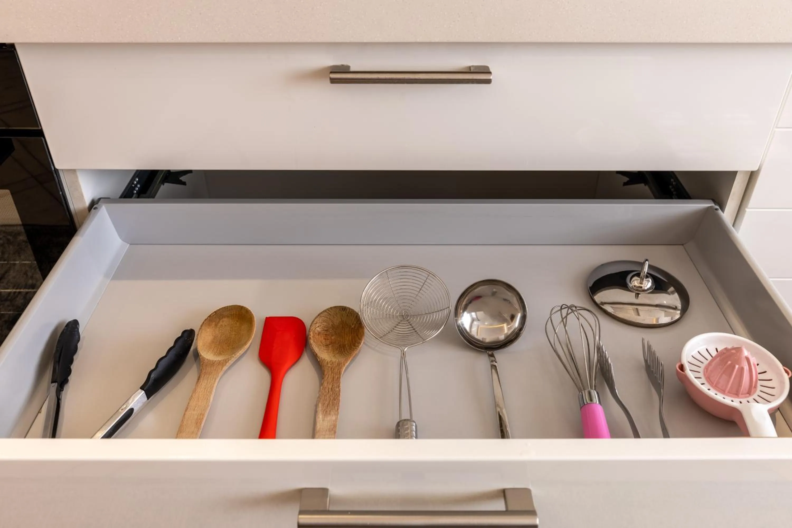 Kitchen or kitchenette in BayMari Suites Plus Florya