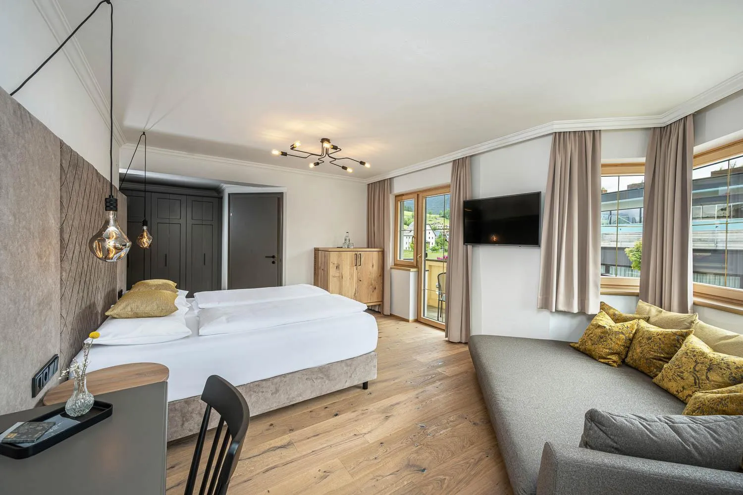 Photo of the whole room, Bed in die HOCHKÖNIGIN - Mountain Resort