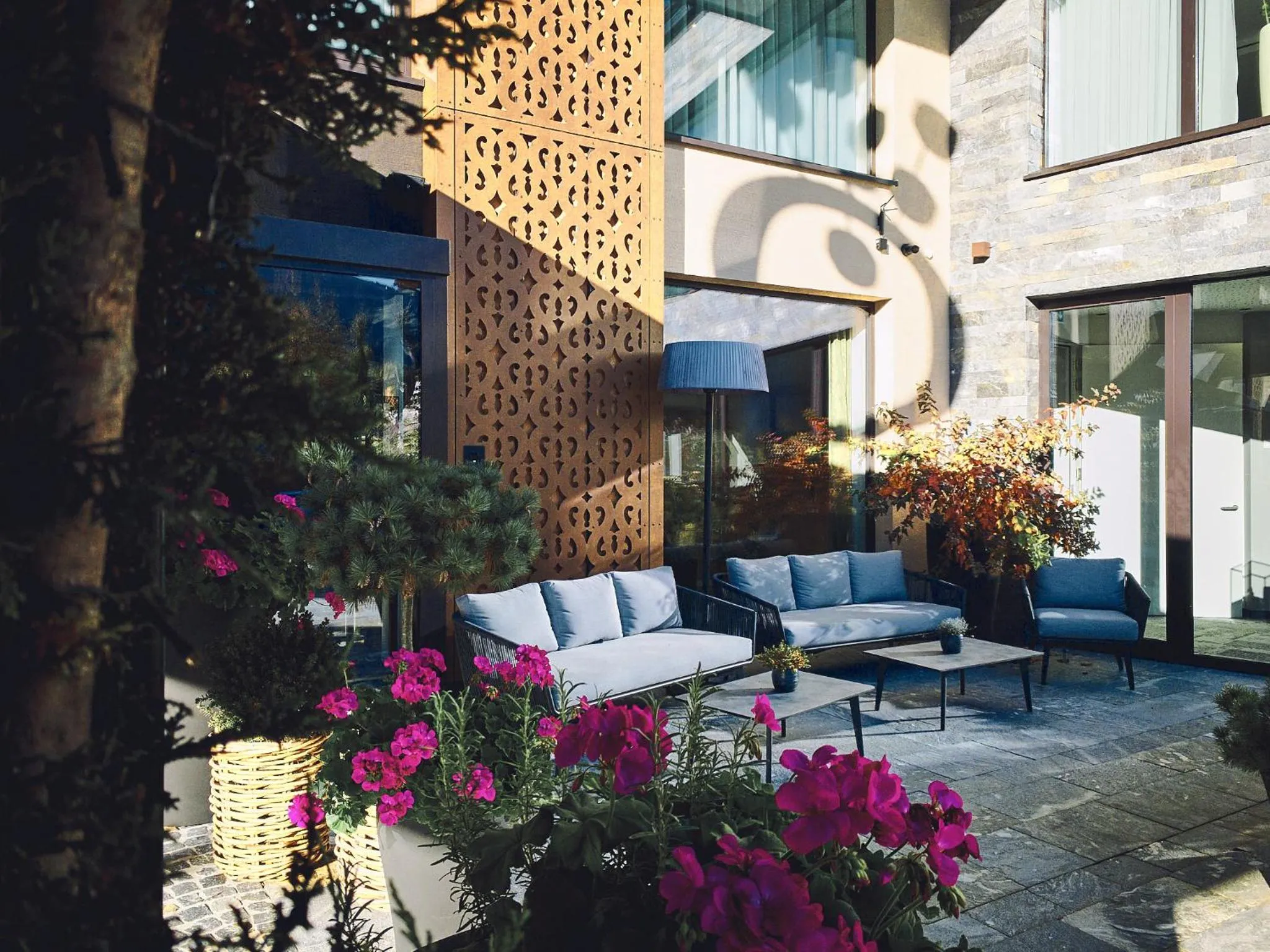 Property building in die HOCHKÖNIGIN - Mountain Resort