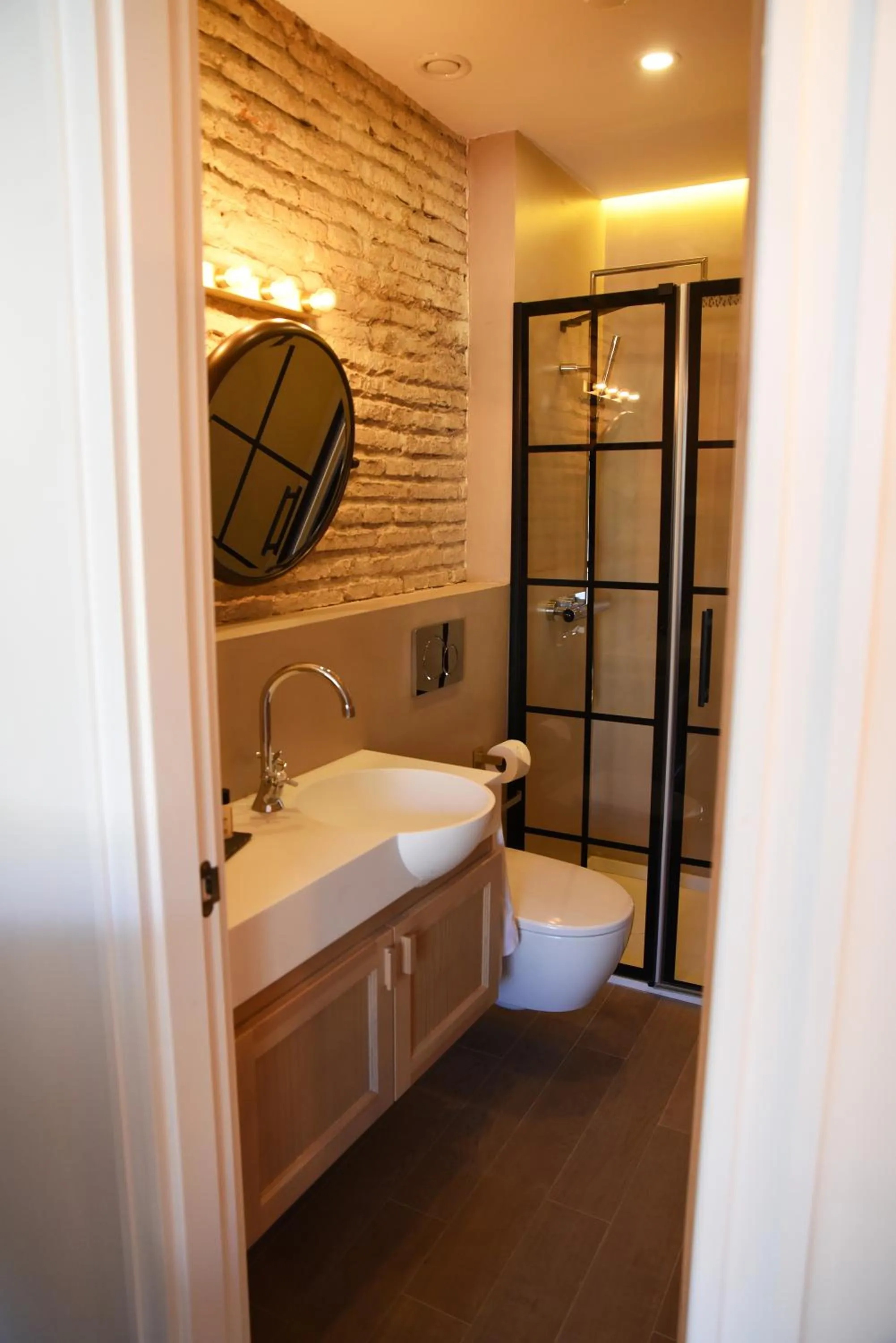 Bathroom in Casa Bailen Sevilla